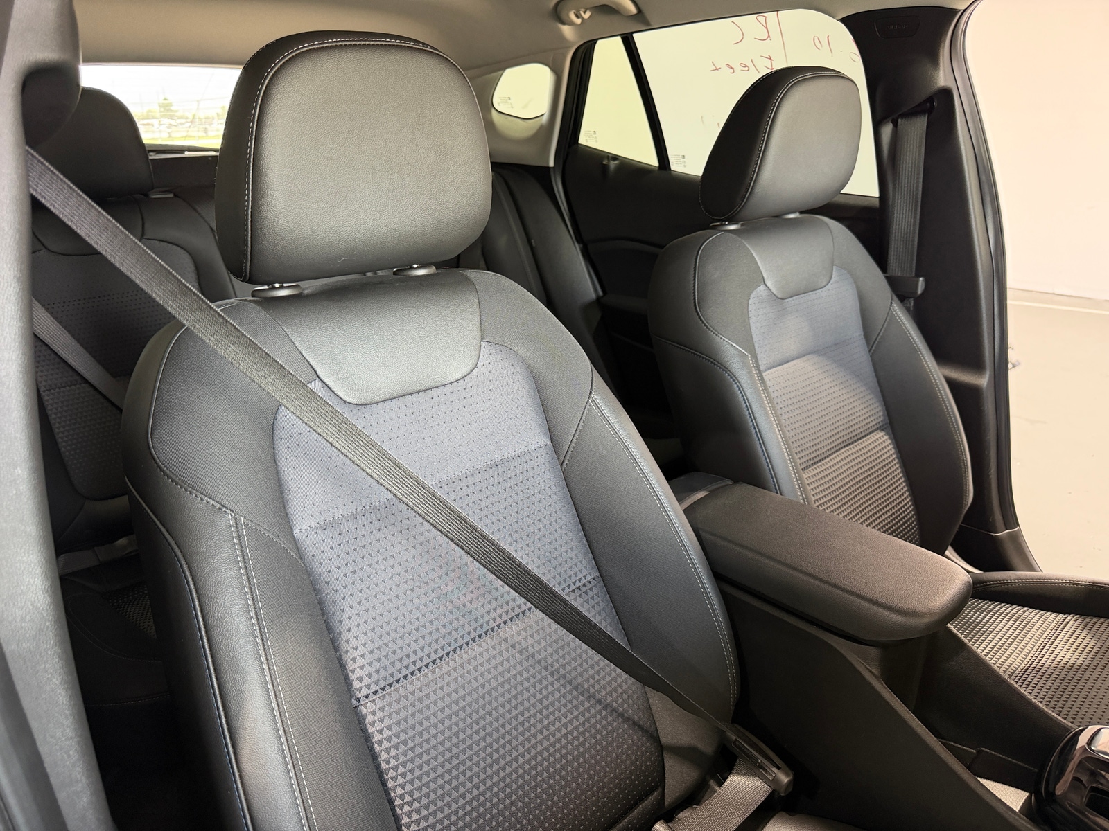 Thumbnail: 2025 Chevrolet Trax - 2