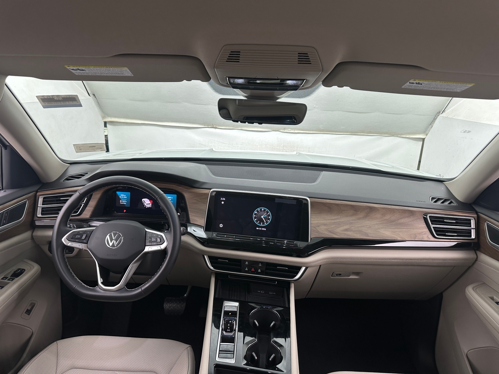 Thumbnail: 2026 Volkswagen Atlas - 2