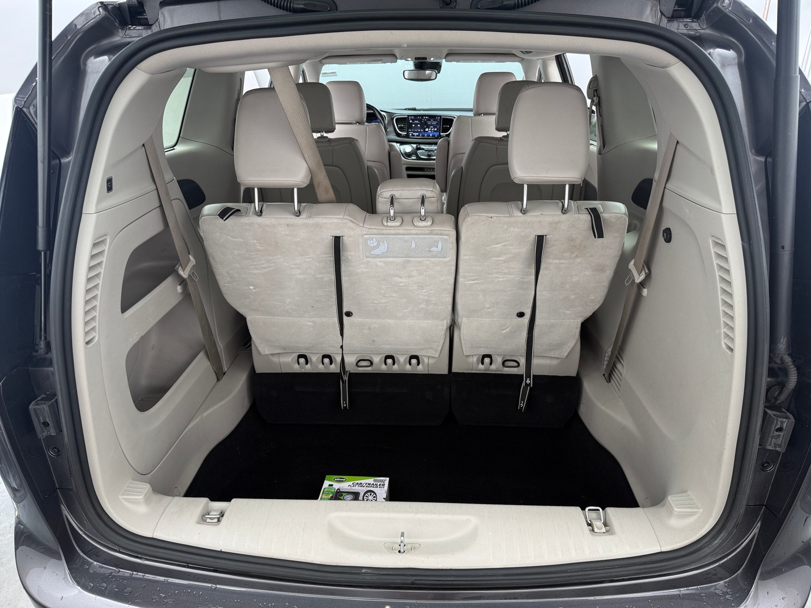 Thumbnail: 2021 Chrysler Pacifica - 6