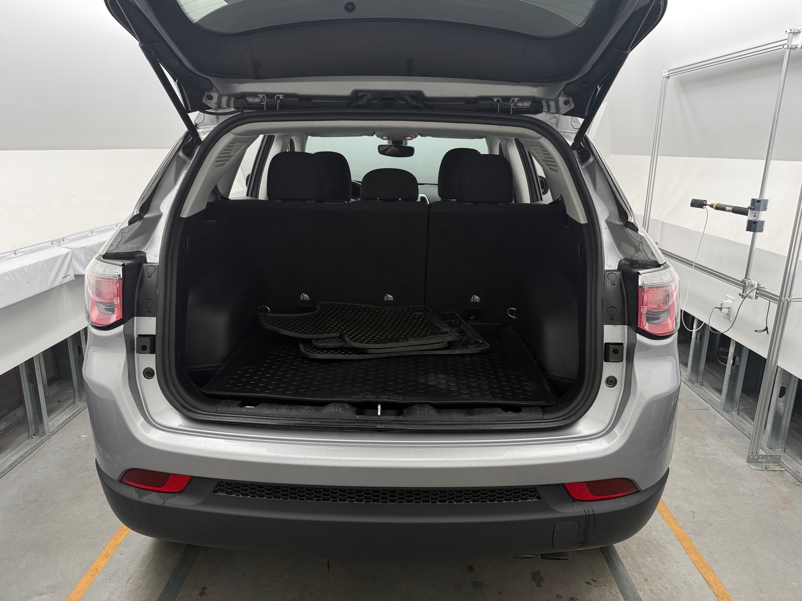 Thumbnail: 2020 Jeep Compass - 7