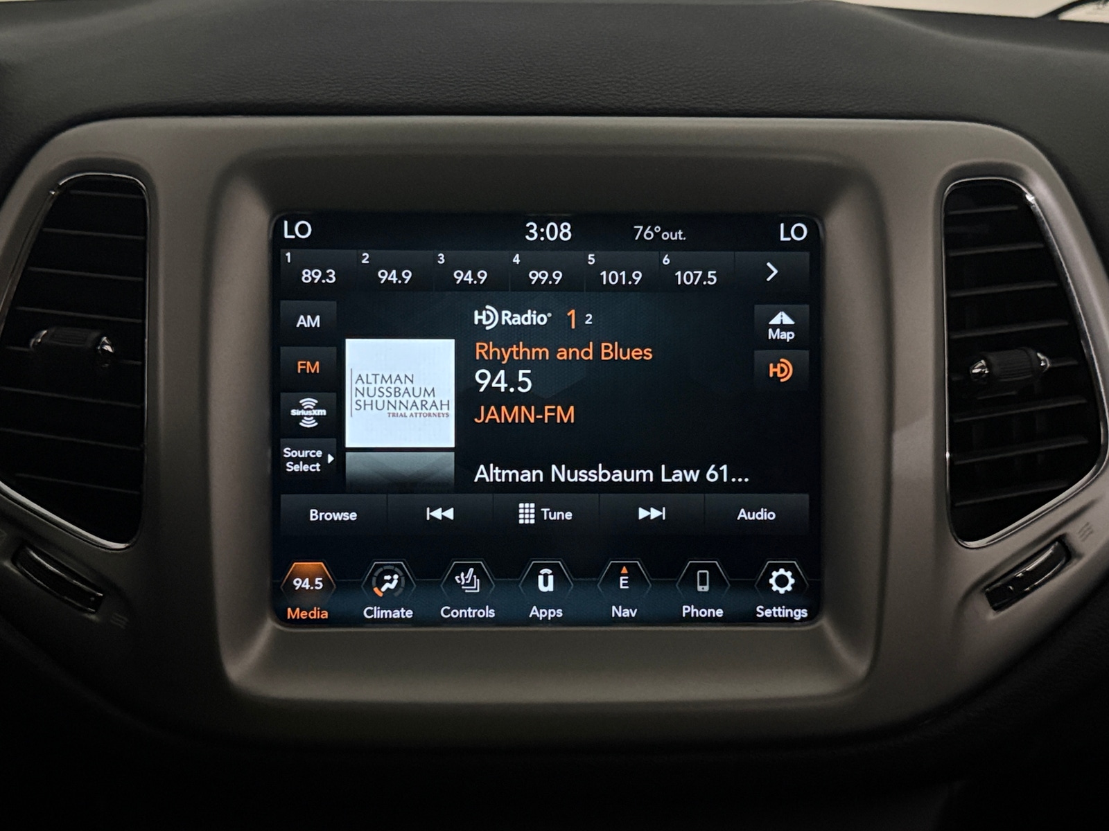 Thumbnail: 2020 Jeep Compass - 4