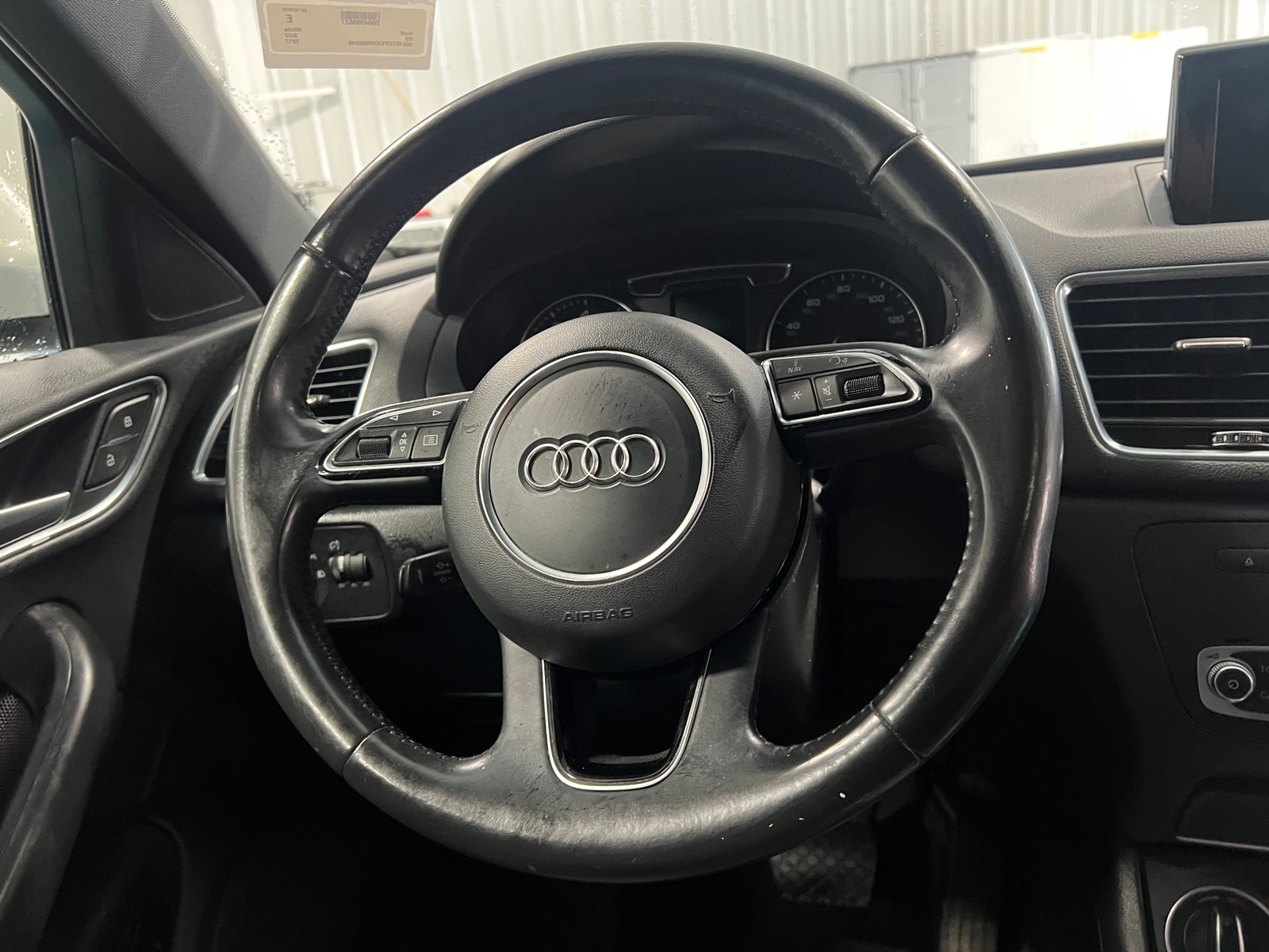 Thumbnail: 2017 Audi Q3 - 4