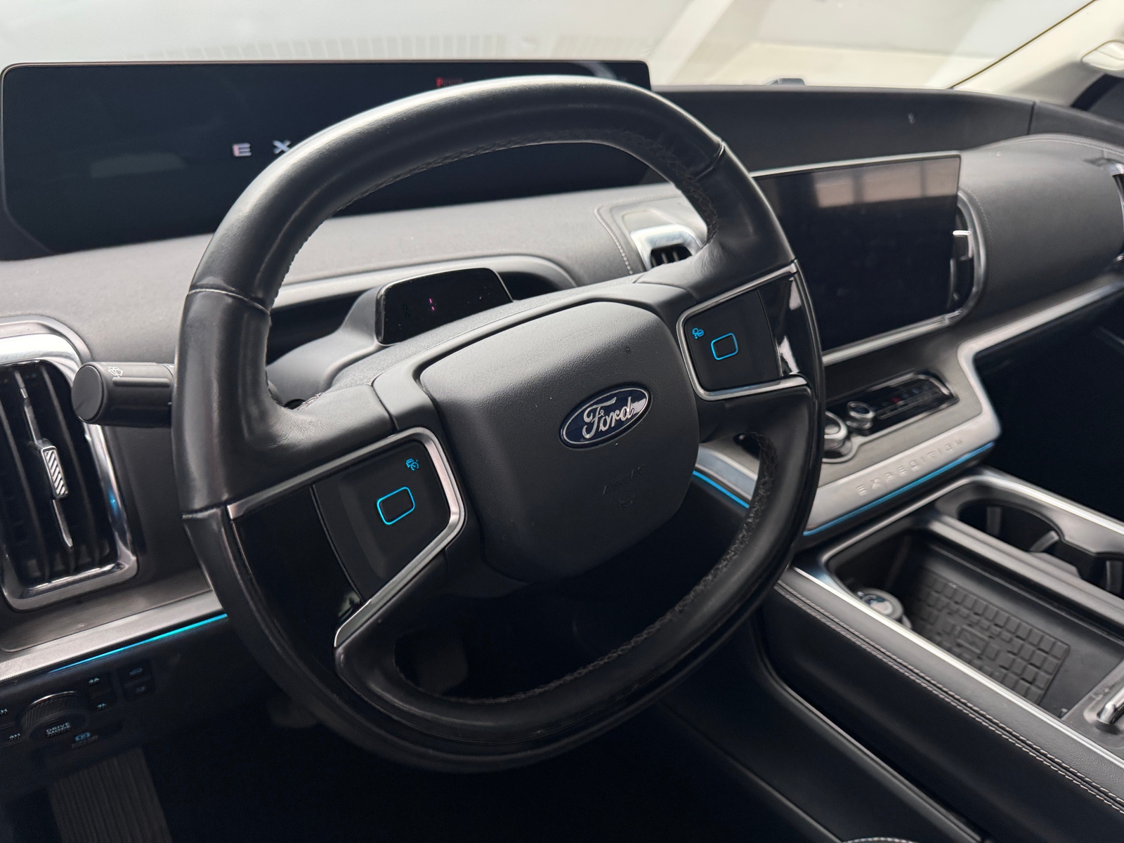 Thumbnail: 2025 Ford Expedition MAX - 4