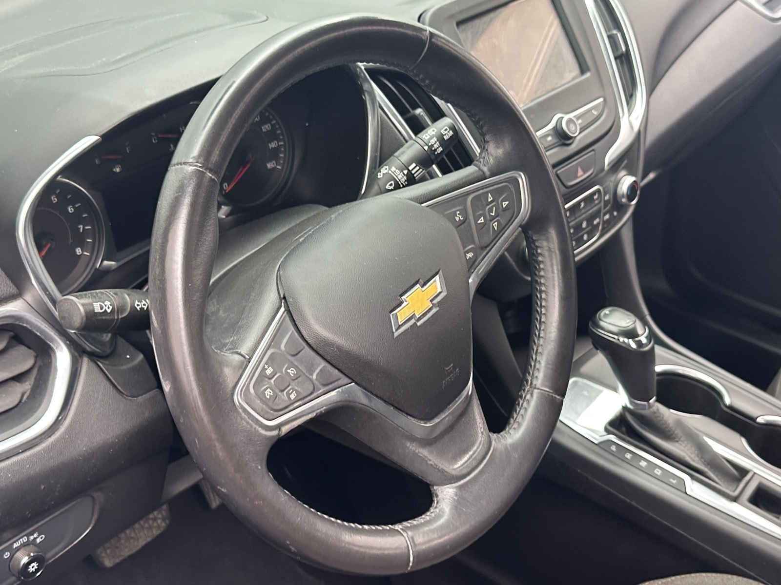 Thumbnail: 2019 Chevrolet Equinox - 5