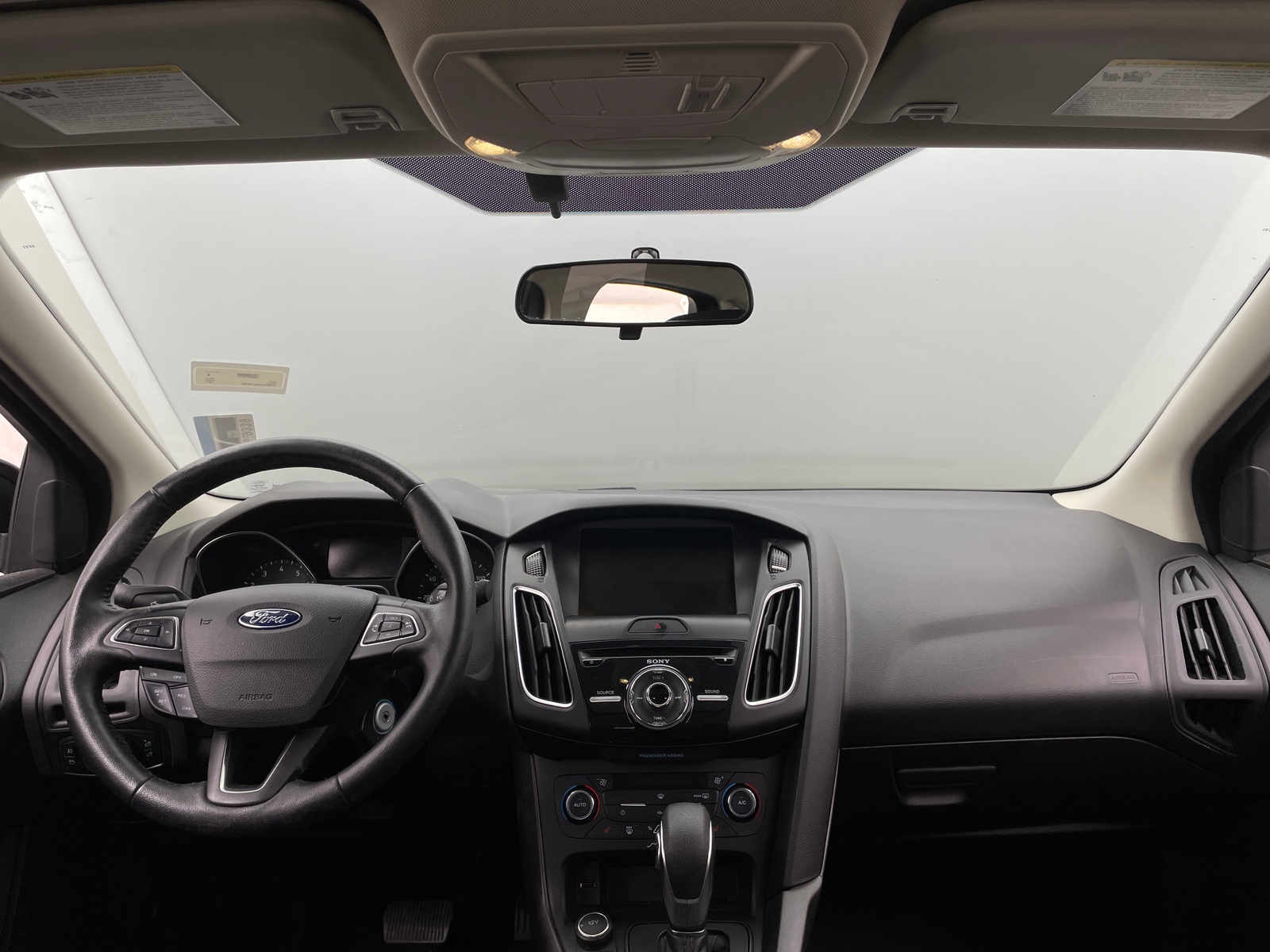 Thumbnail: 2017 Ford Focus - 3
