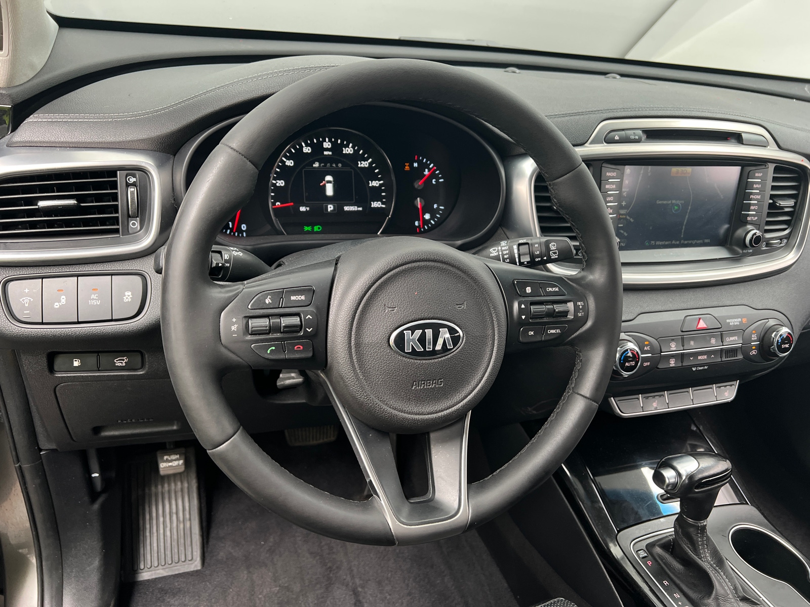 Thumbnail: 2016 Kia Sorento - 4