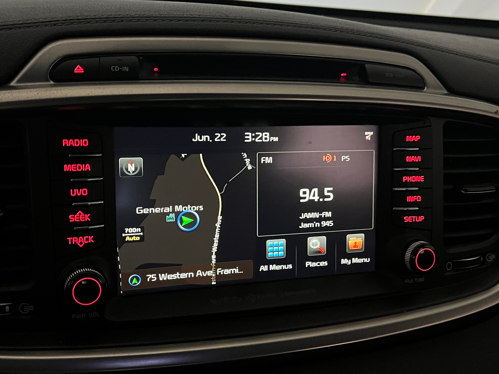 Thumbnail: 2016 Kia Sorento - 3
