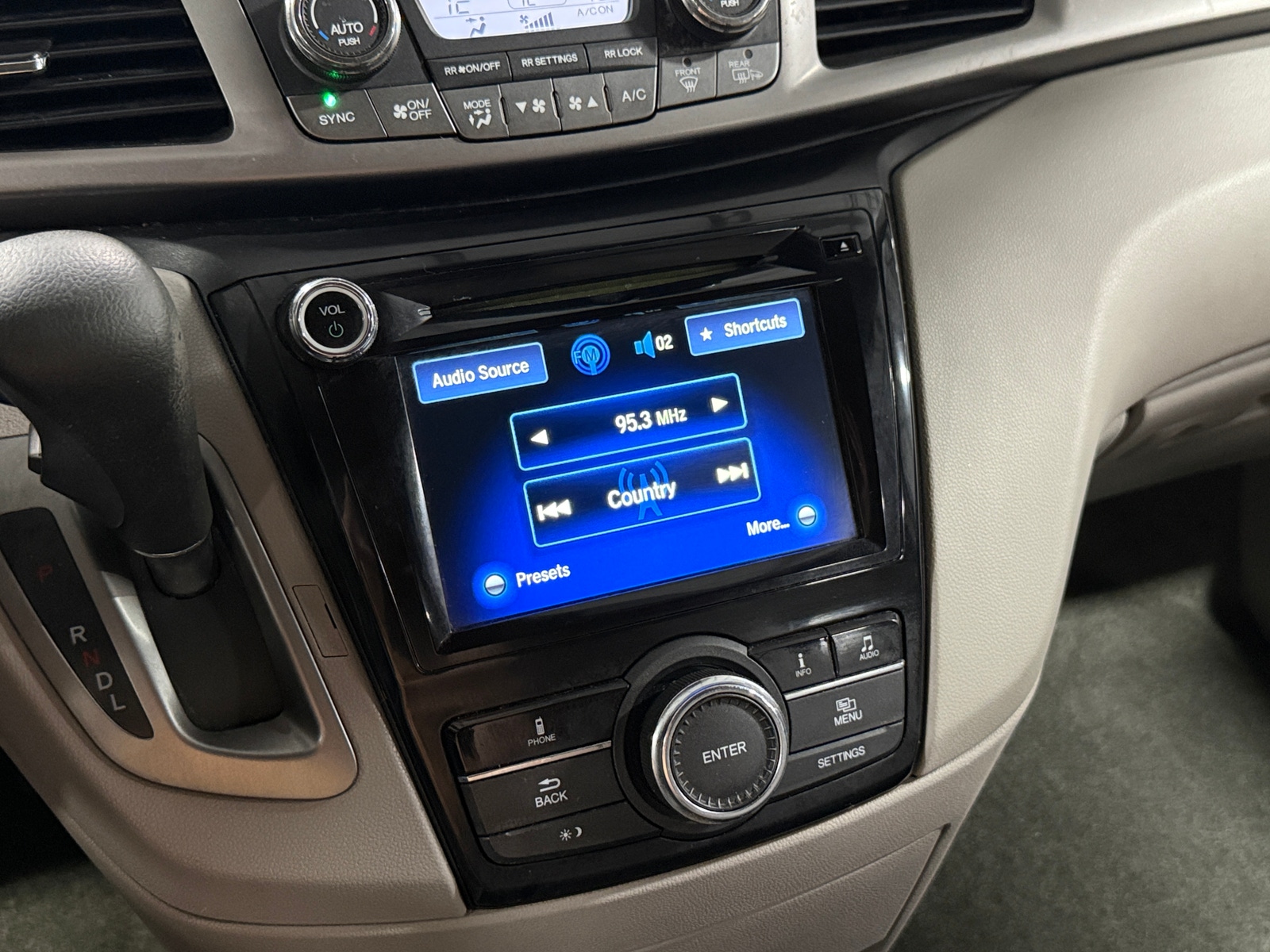 Thumbnail: 2016 Honda Odyssey - 3