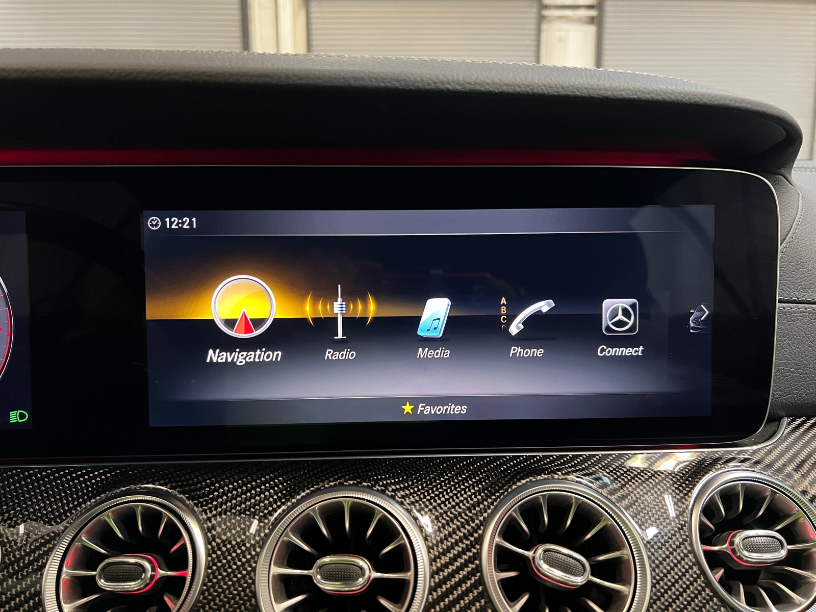 Thumbnail: 2020 Mercedes-Benz E-Class - 3