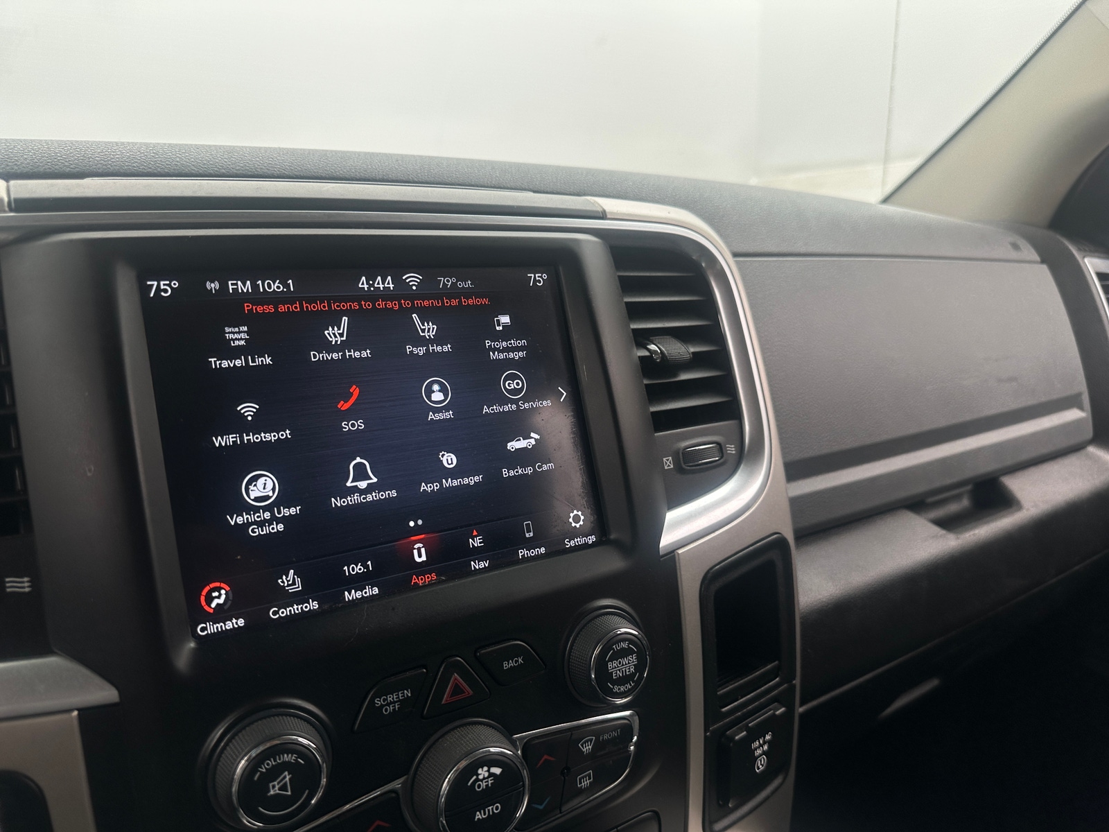 Thumbnail: 2020 RAM 1500 Classic - 4