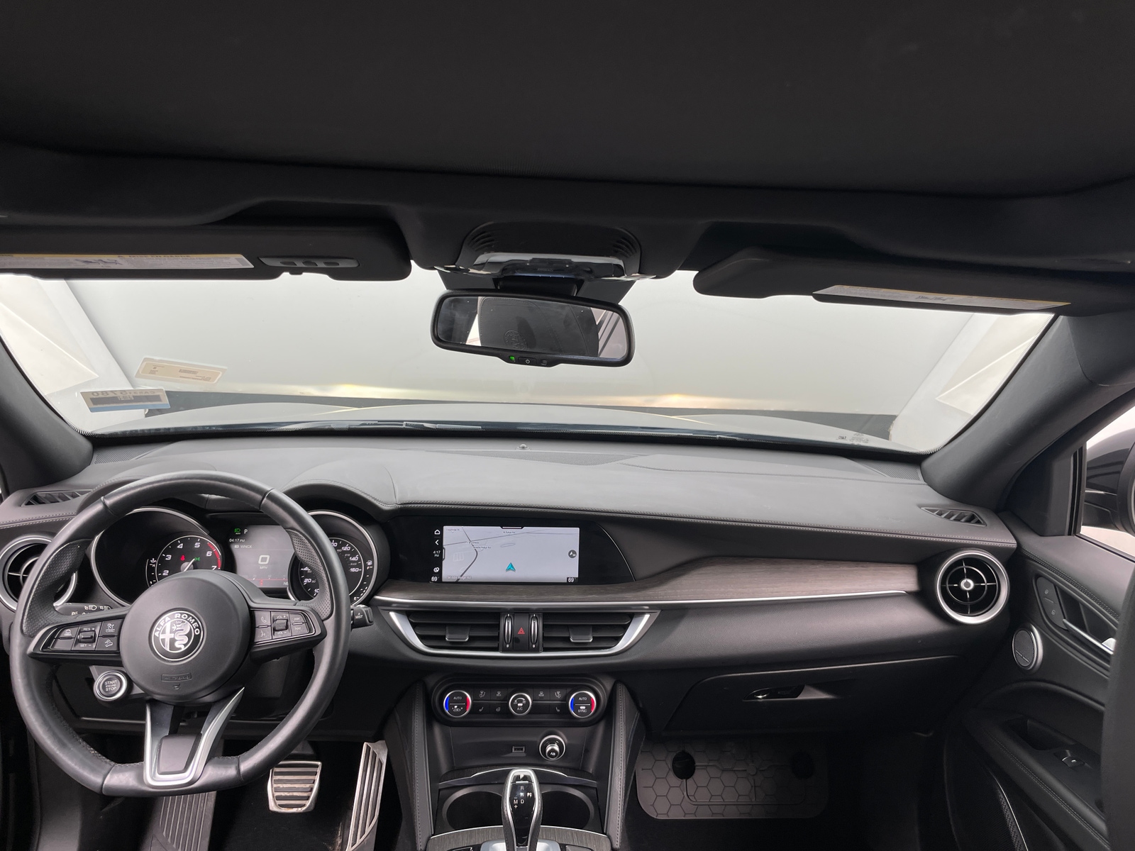 Thumbnail: 2023 Alfa Romeo Stelvio - 2