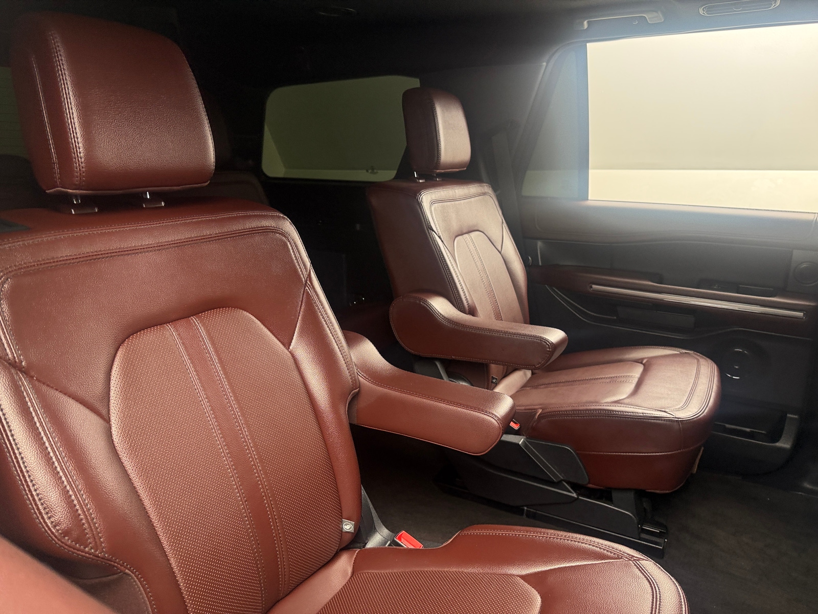 Thumbnail: 2022 Ford Expedition - 5