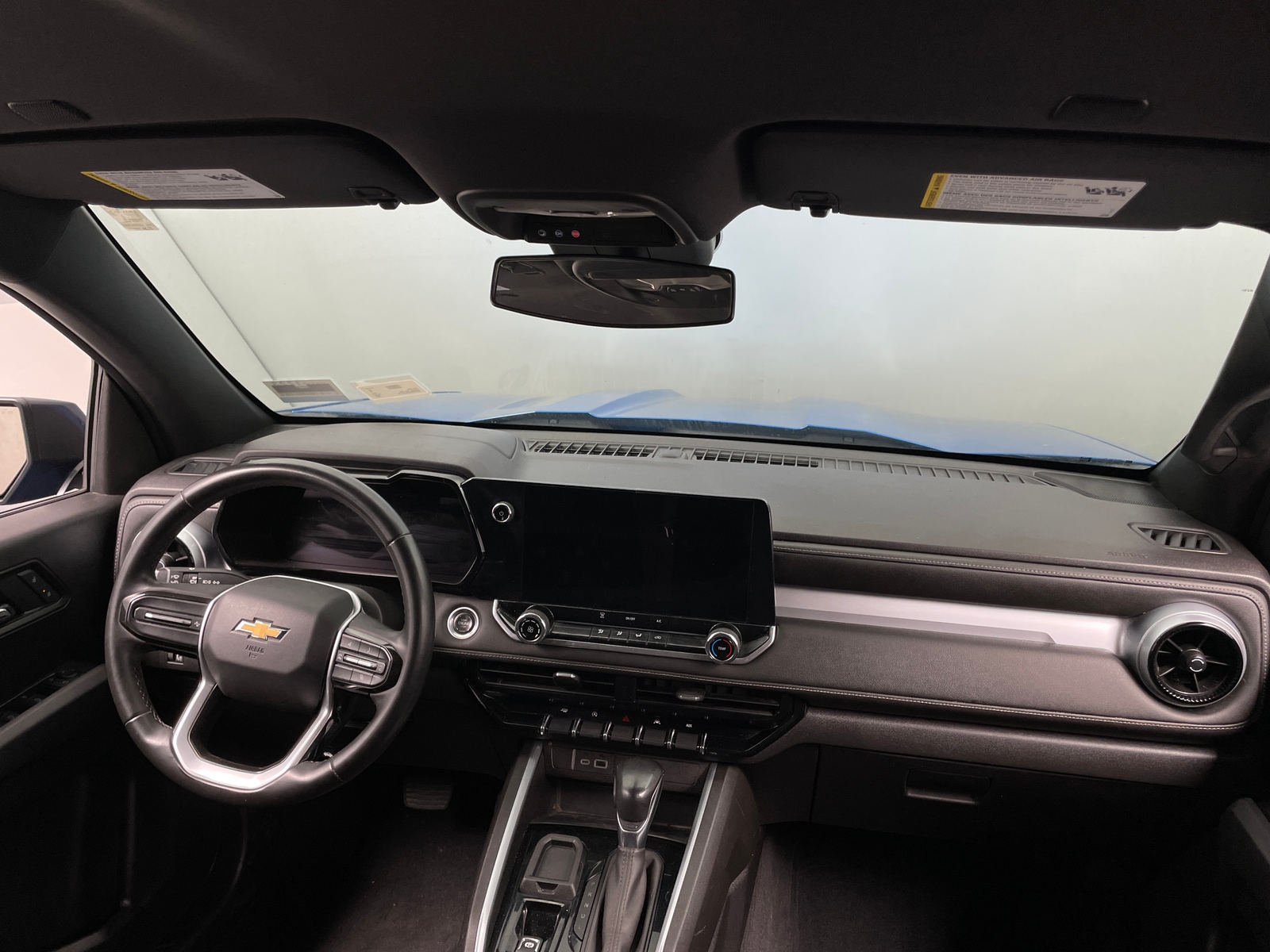 Thumbnail: 2024 Chevrolet Colorado - 3