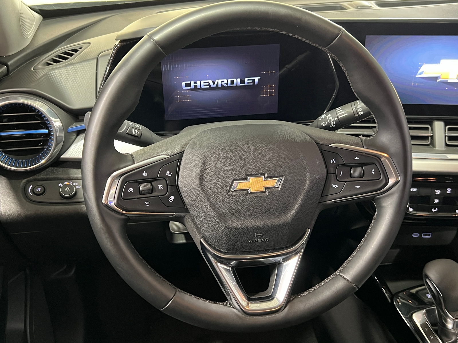 Thumbnail: 2025 Chevrolet Trax - 5
