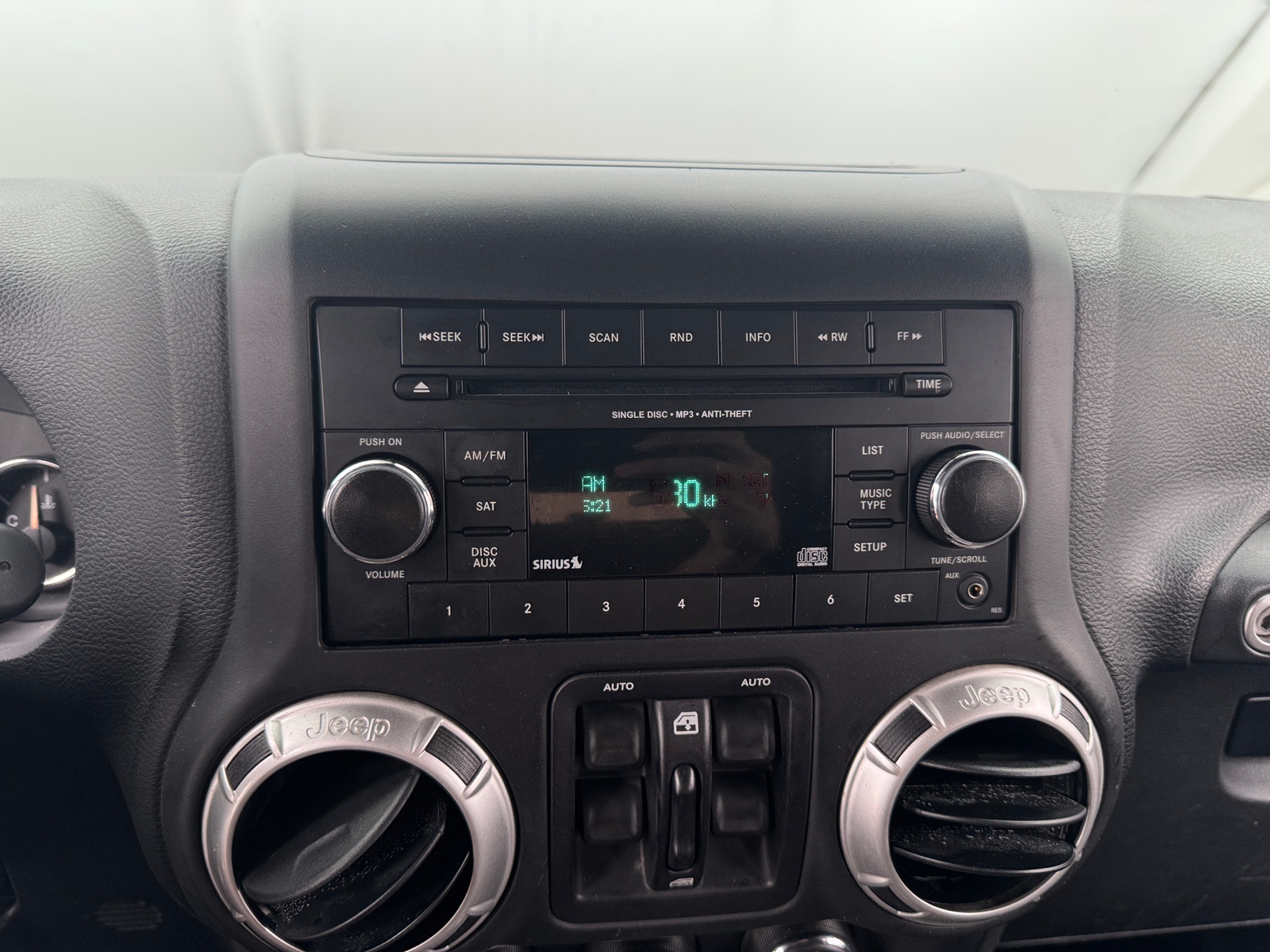 Thumbnail: 2016 Jeep Wrangler - 4
