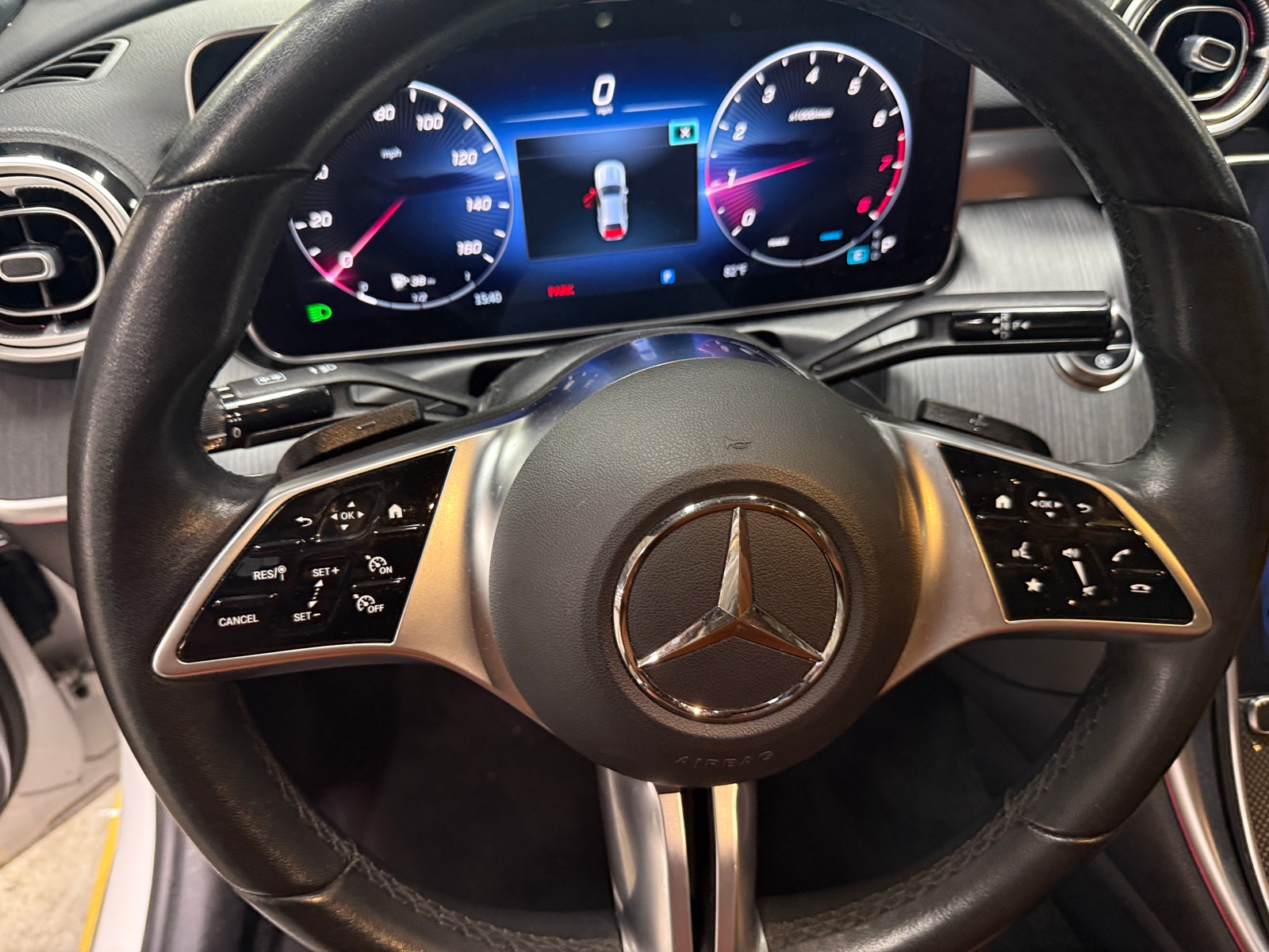 Thumbnail: 2023 Mercedes-Benz C-Class - 4