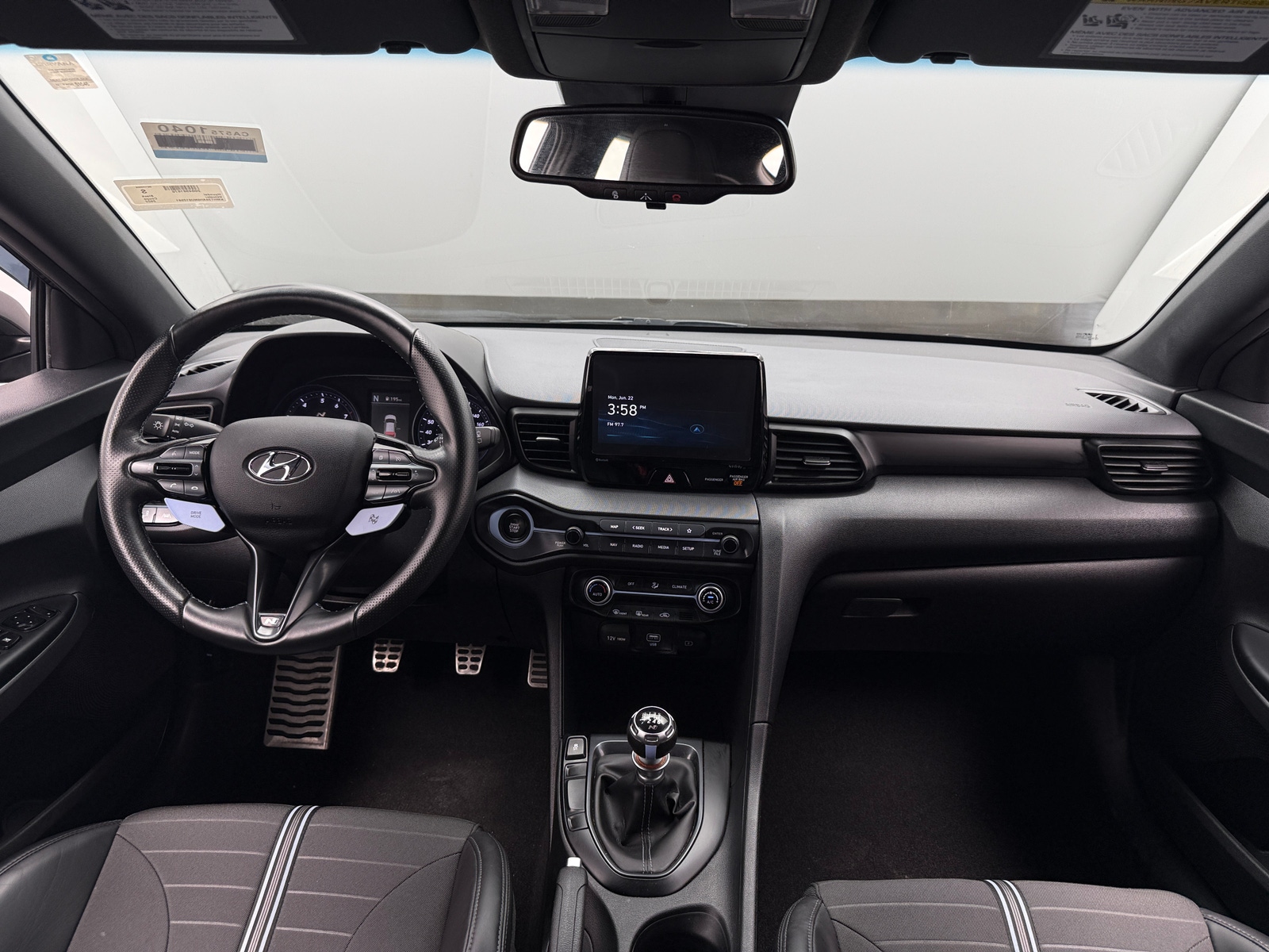 Thumbnail: 2022 Hyundai Veloster - 3