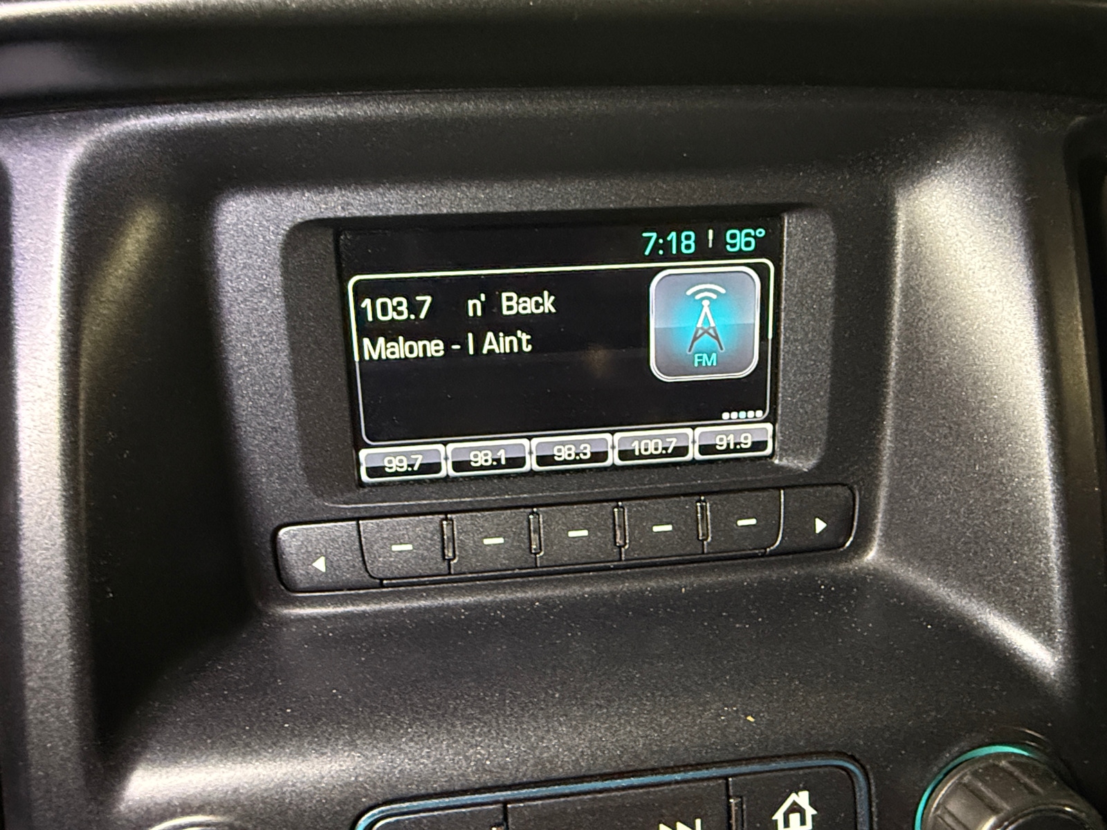 Thumbnail: 2016 Chevrolet Colorado - 4
