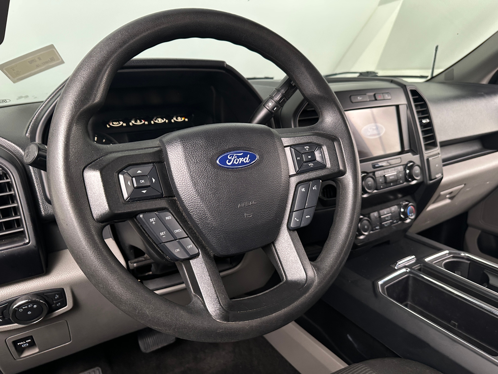 Thumbnail: 2020 Ford Econoline - 5