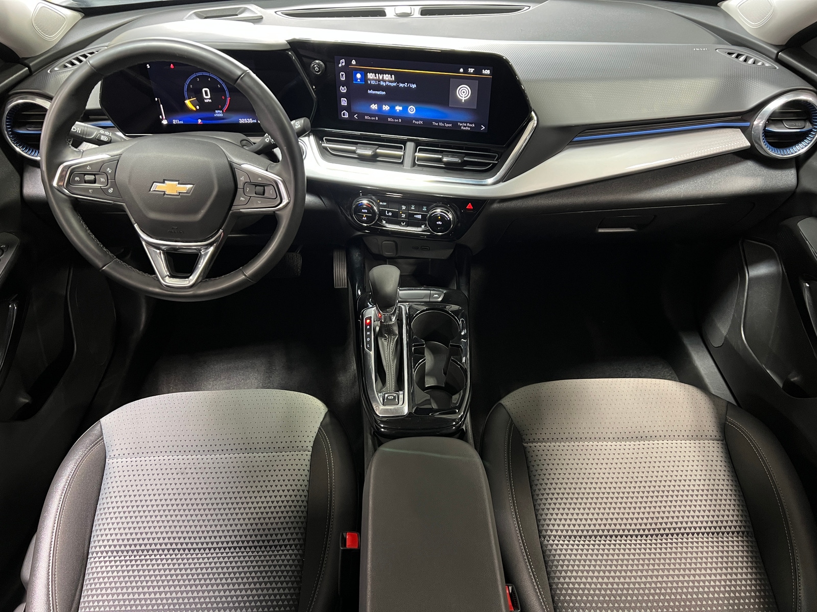 Thumbnail: 2025 Chevrolet Trax - 3