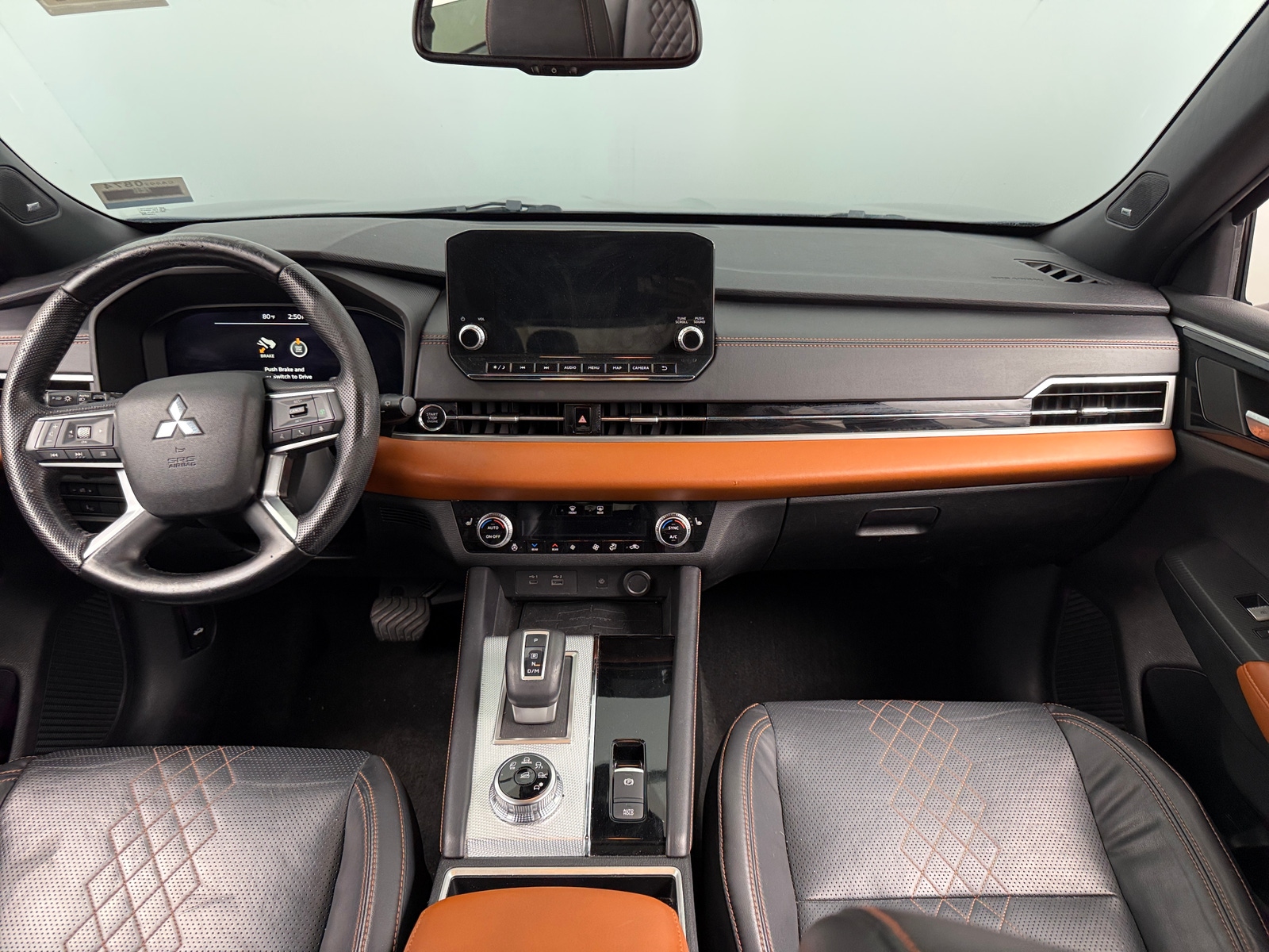 Thumbnail: 2022 Mitsubishi Outlander - 2