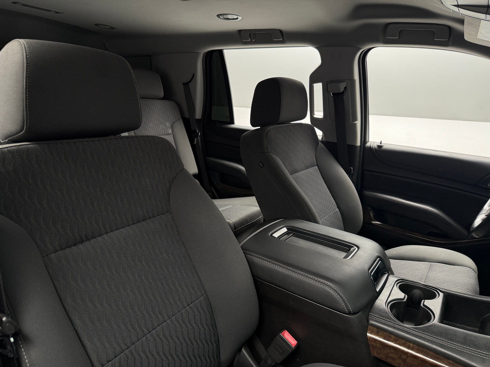 Thumbnail: 2019 Chevrolet Tahoe - 2