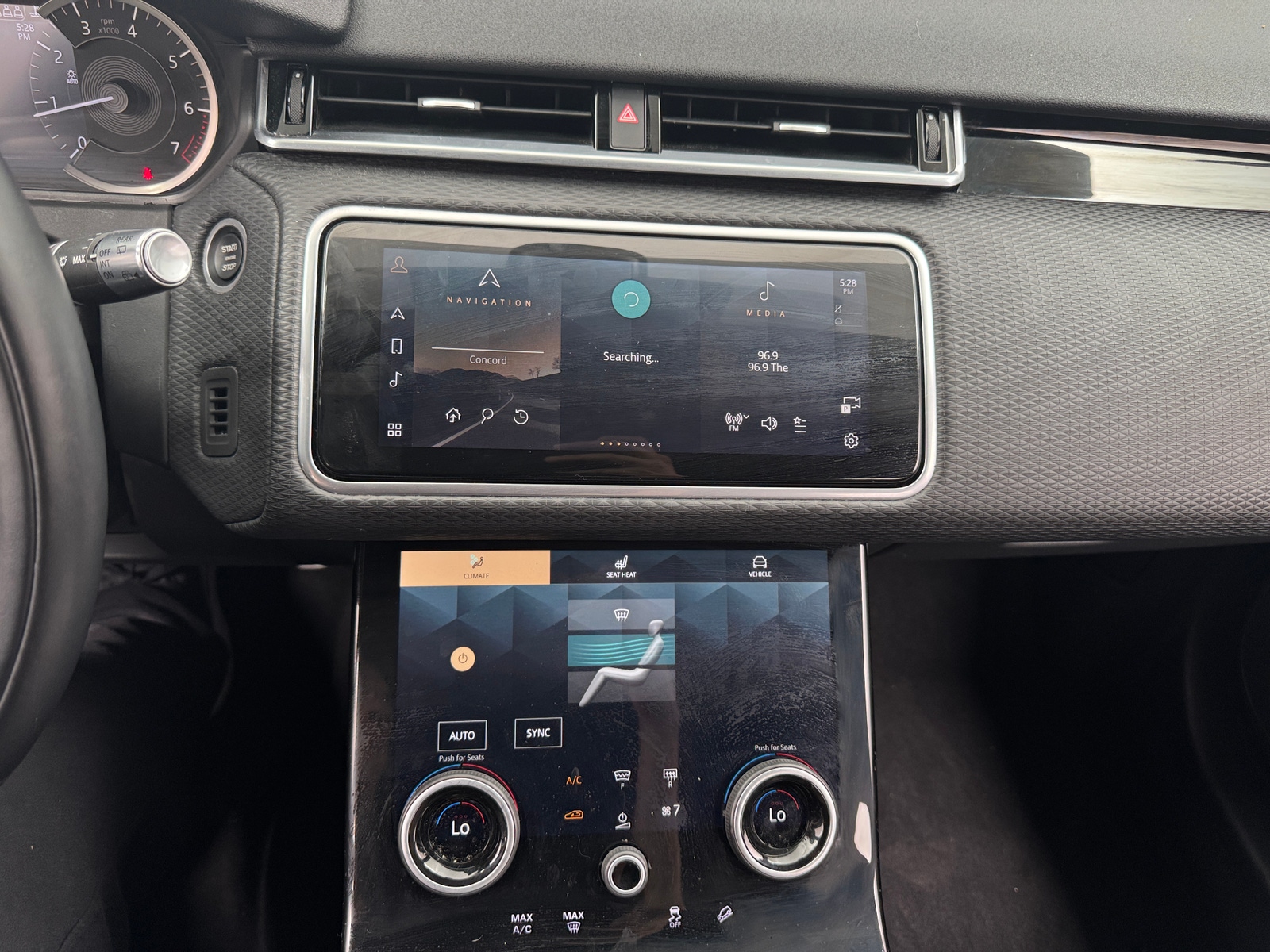 Thumbnail: 2022 Land Rover Range Rover Velar - 4