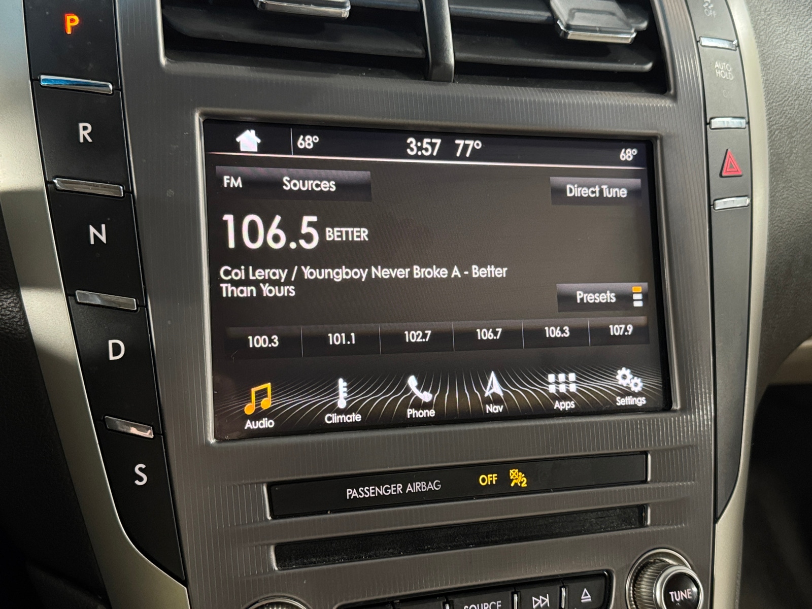 Thumbnail: 2019 Lincoln MKZ - 3