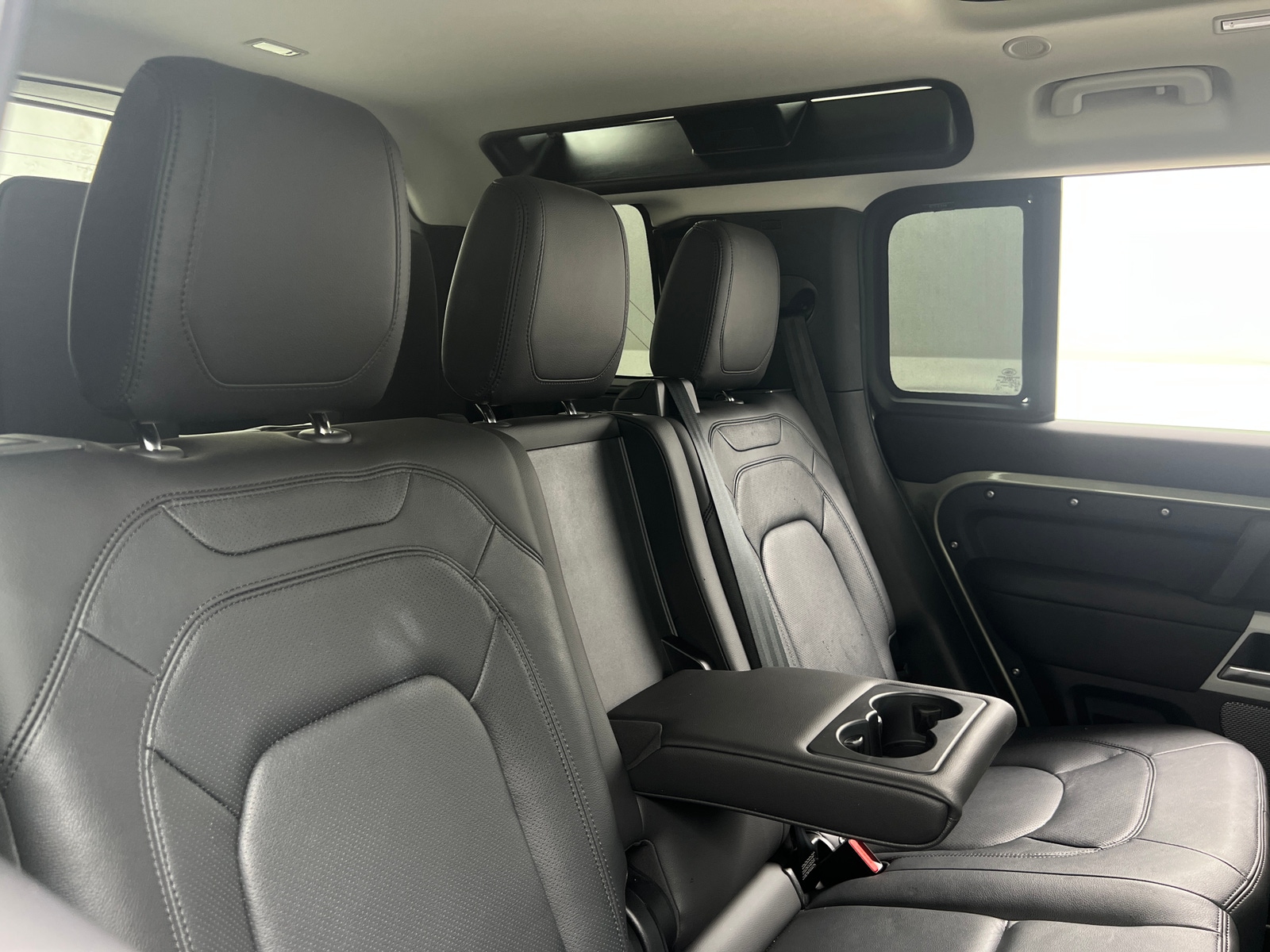 Thumbnail: 2024 Land Rover Defender - 5