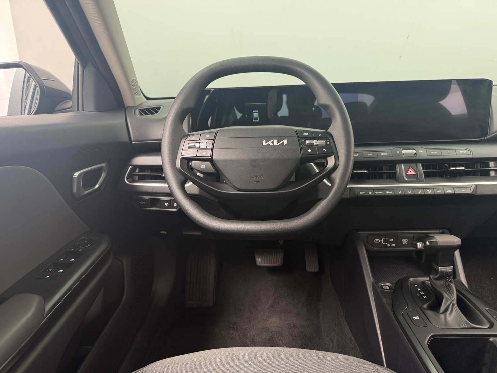 Thumbnail: 2025 Kia K4 - 5