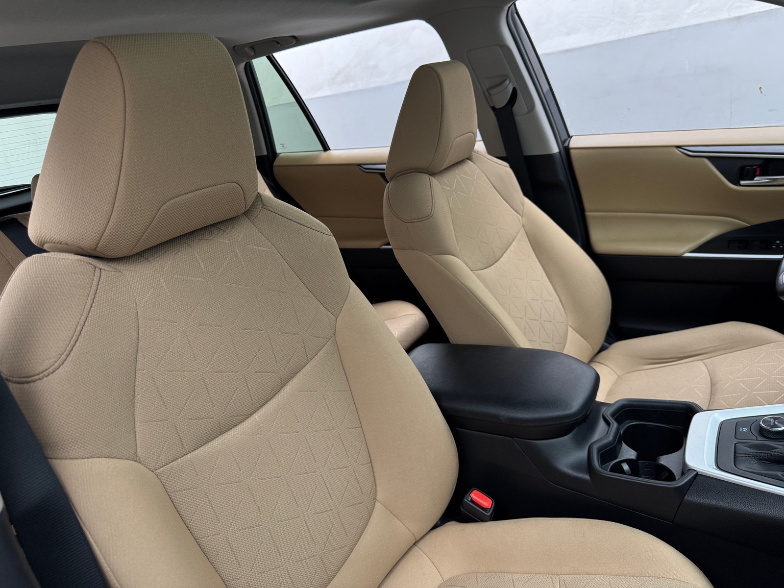 Thumbnail: 2021 Toyota RAV4 - 2