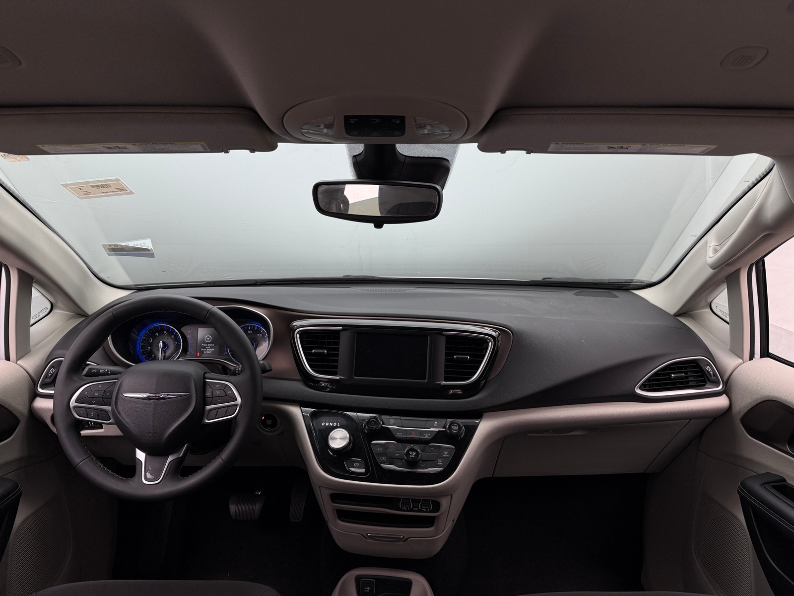 Thumbnail: 2024 Chrysler Voyager - 3