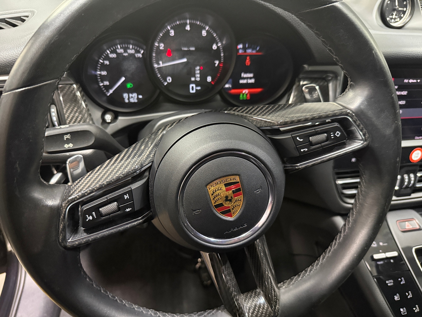 Thumbnail: 2023 Porsche Macan - 4