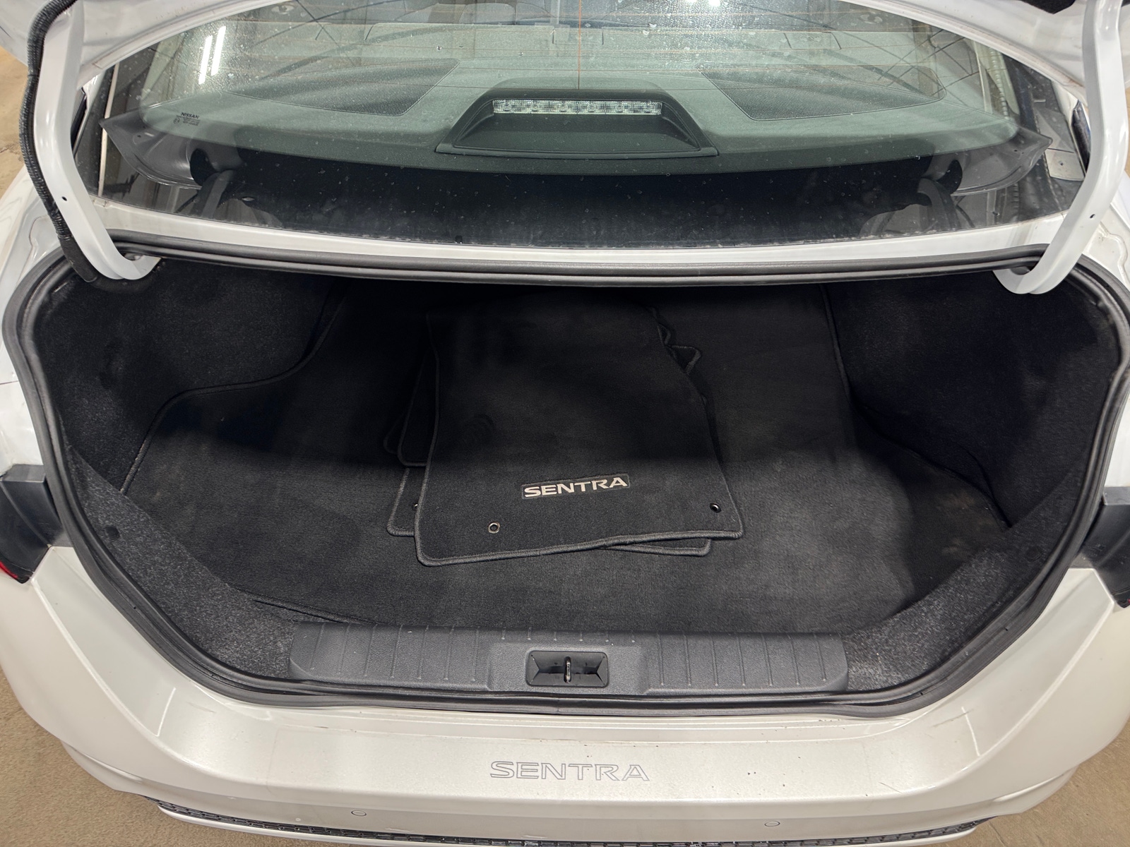 Thumbnail: 2021 Nissan Sentra - 7