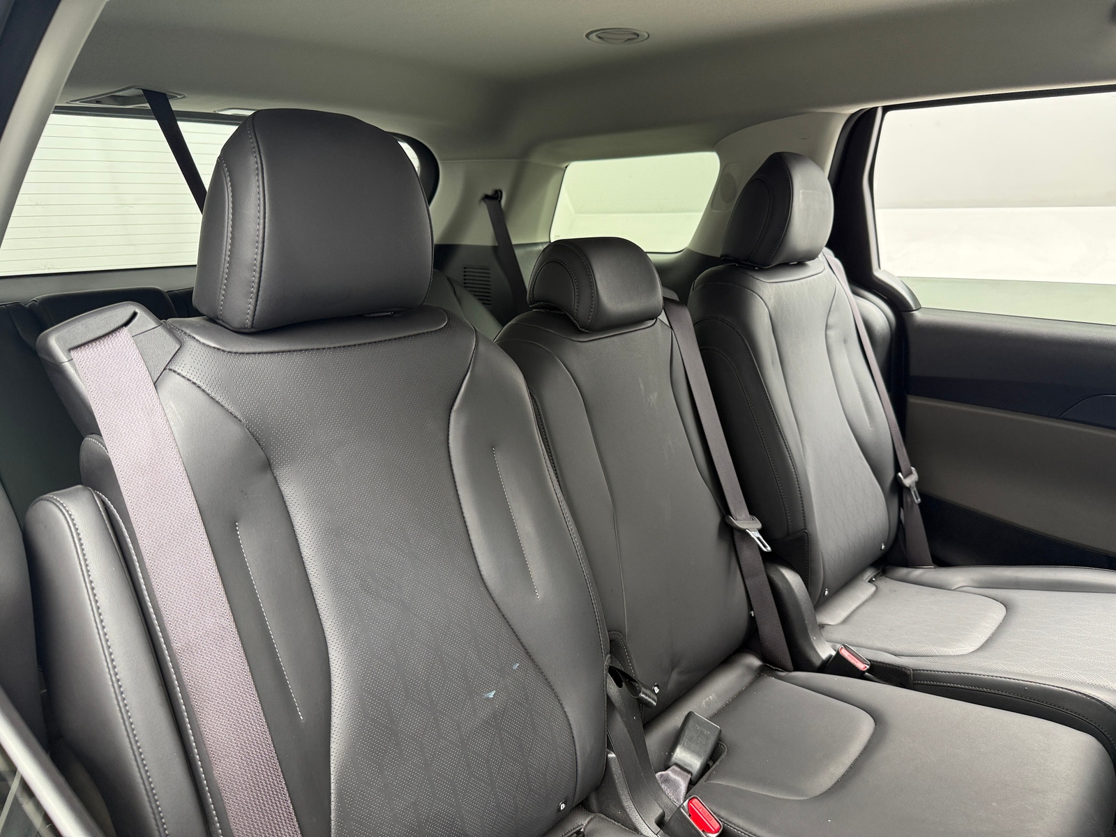 Thumbnail: 2025 Kia Carnival - 5