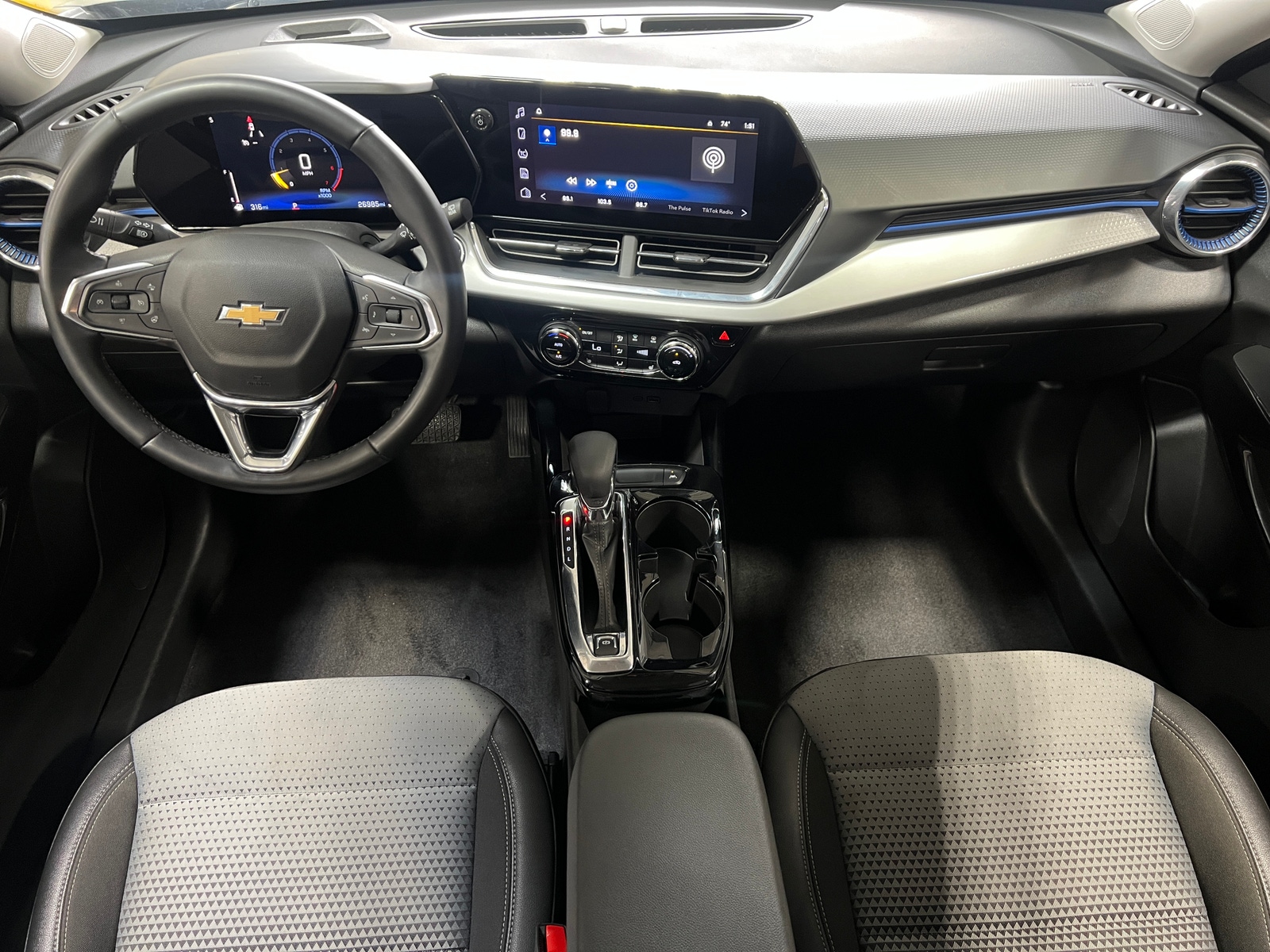 Thumbnail: 2025 Chevrolet Trax - 3