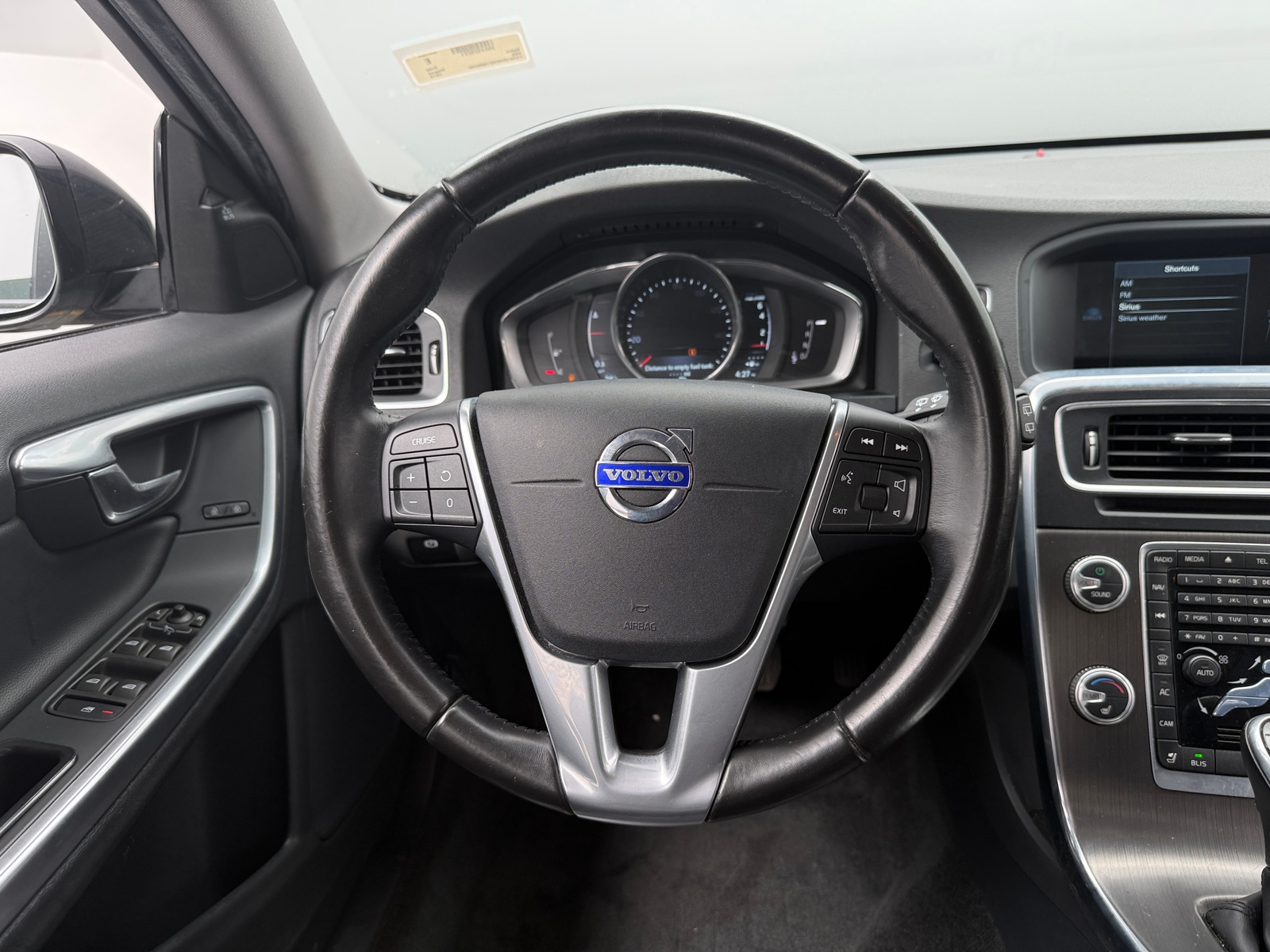 Thumbnail: 2016 Volvo V60 - 4