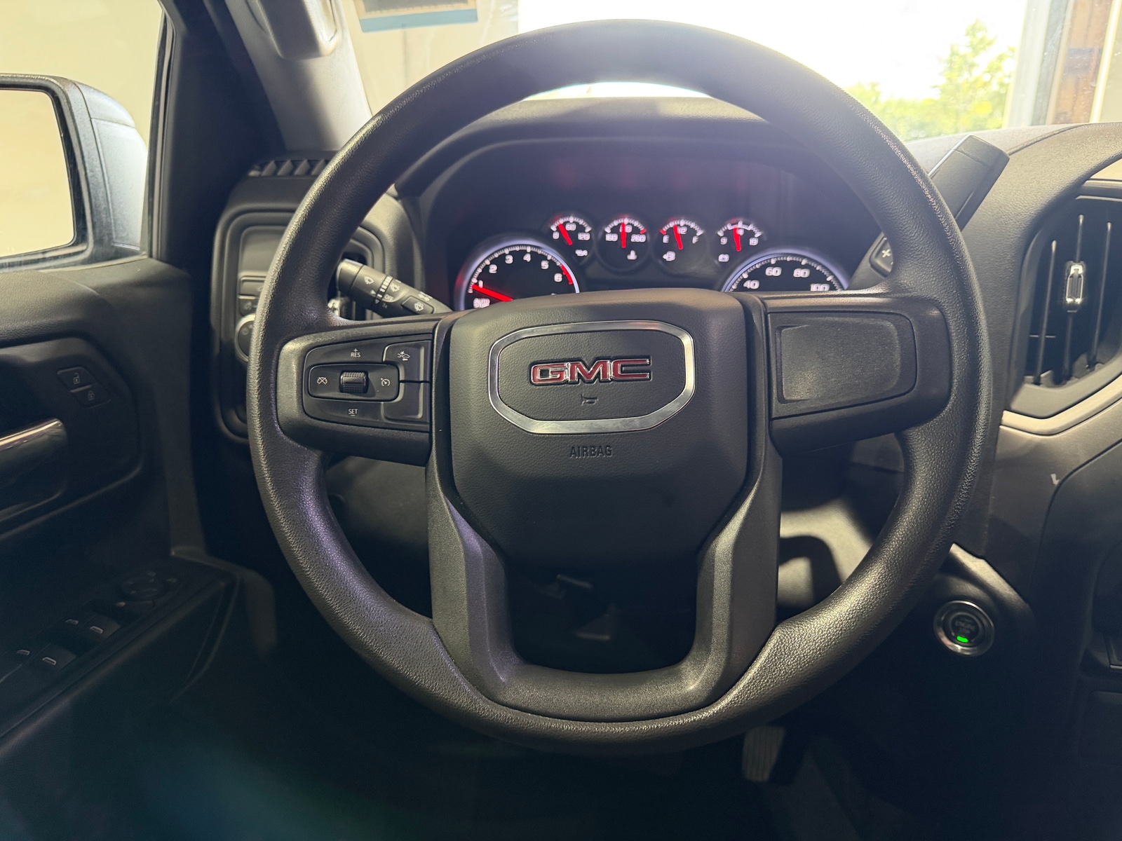 Thumbnail: 2024 GMC Sierra 1500 - 5