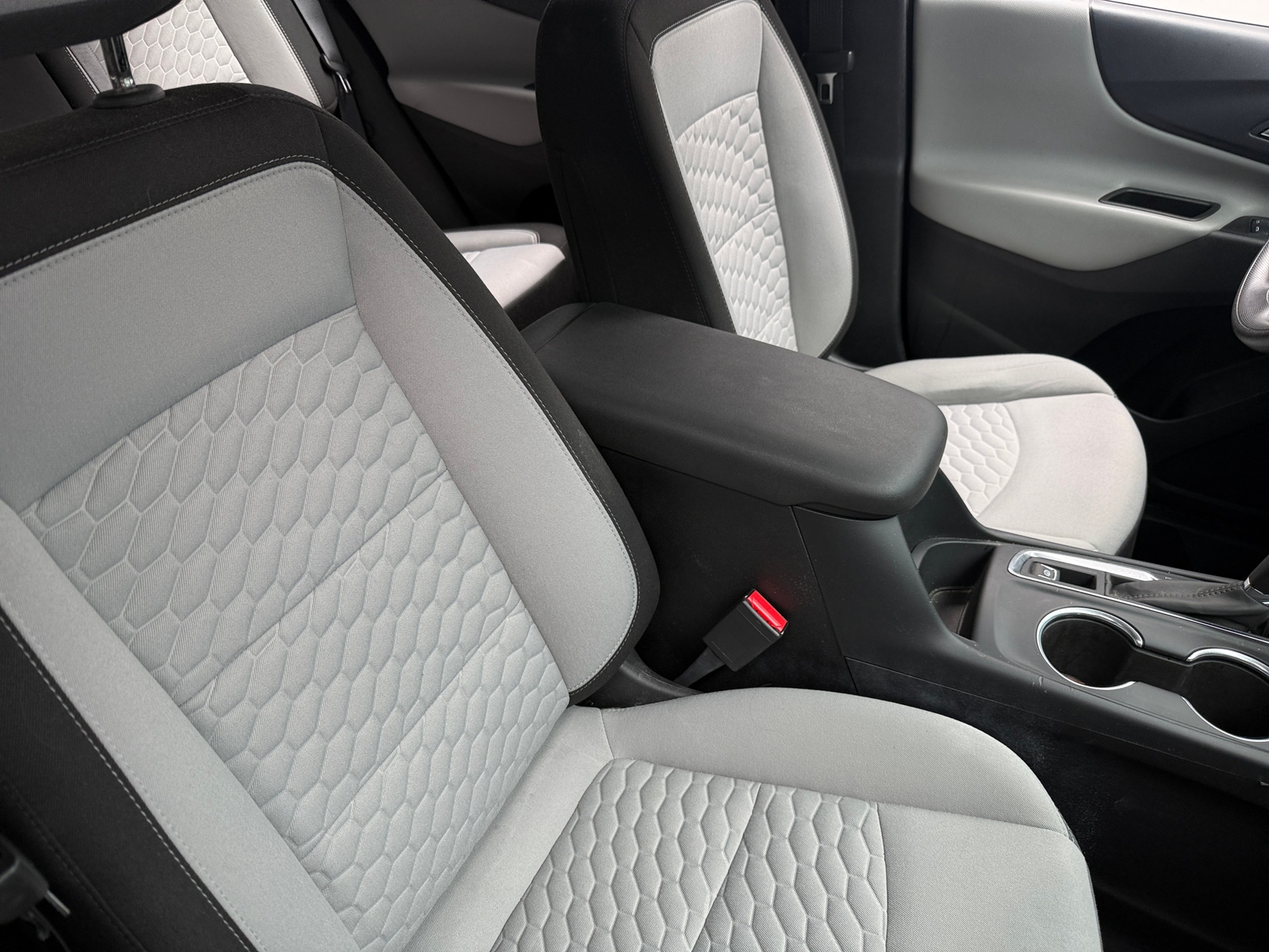 Thumbnail: 2019 Chevrolet Equinox - 2