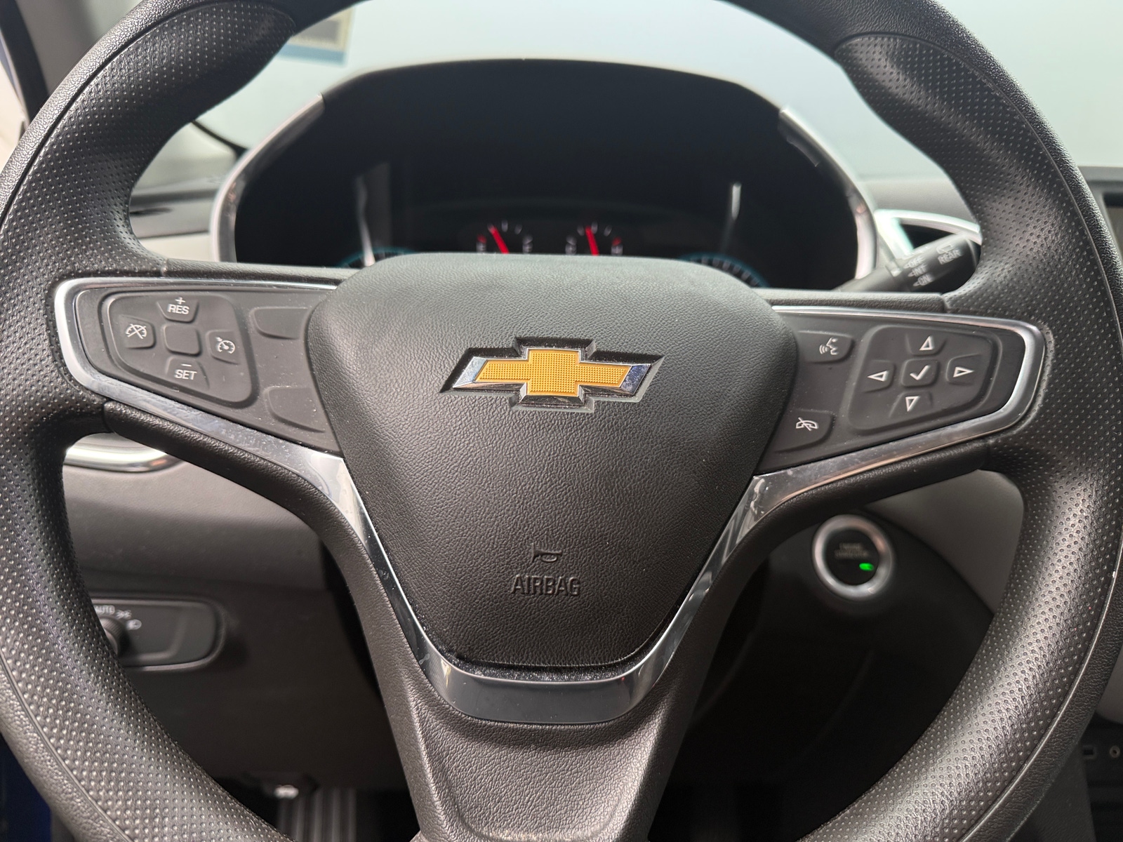 Thumbnail: 2019 Chevrolet Equinox - 5