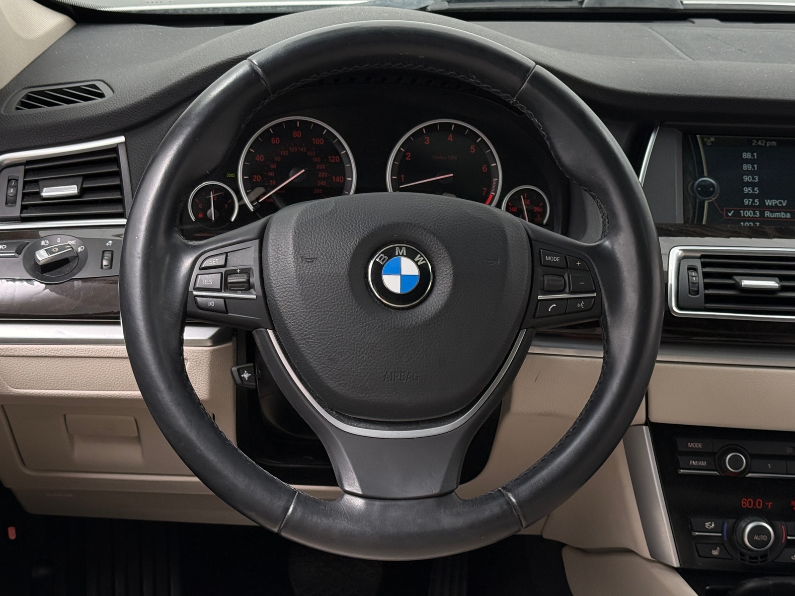Thumbnail: 2012 BMW 5 Series - 4