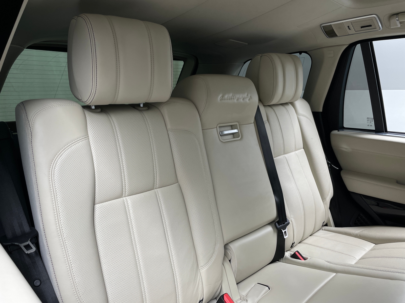 Thumbnail: 2016 Land Rover Range Rover - 5