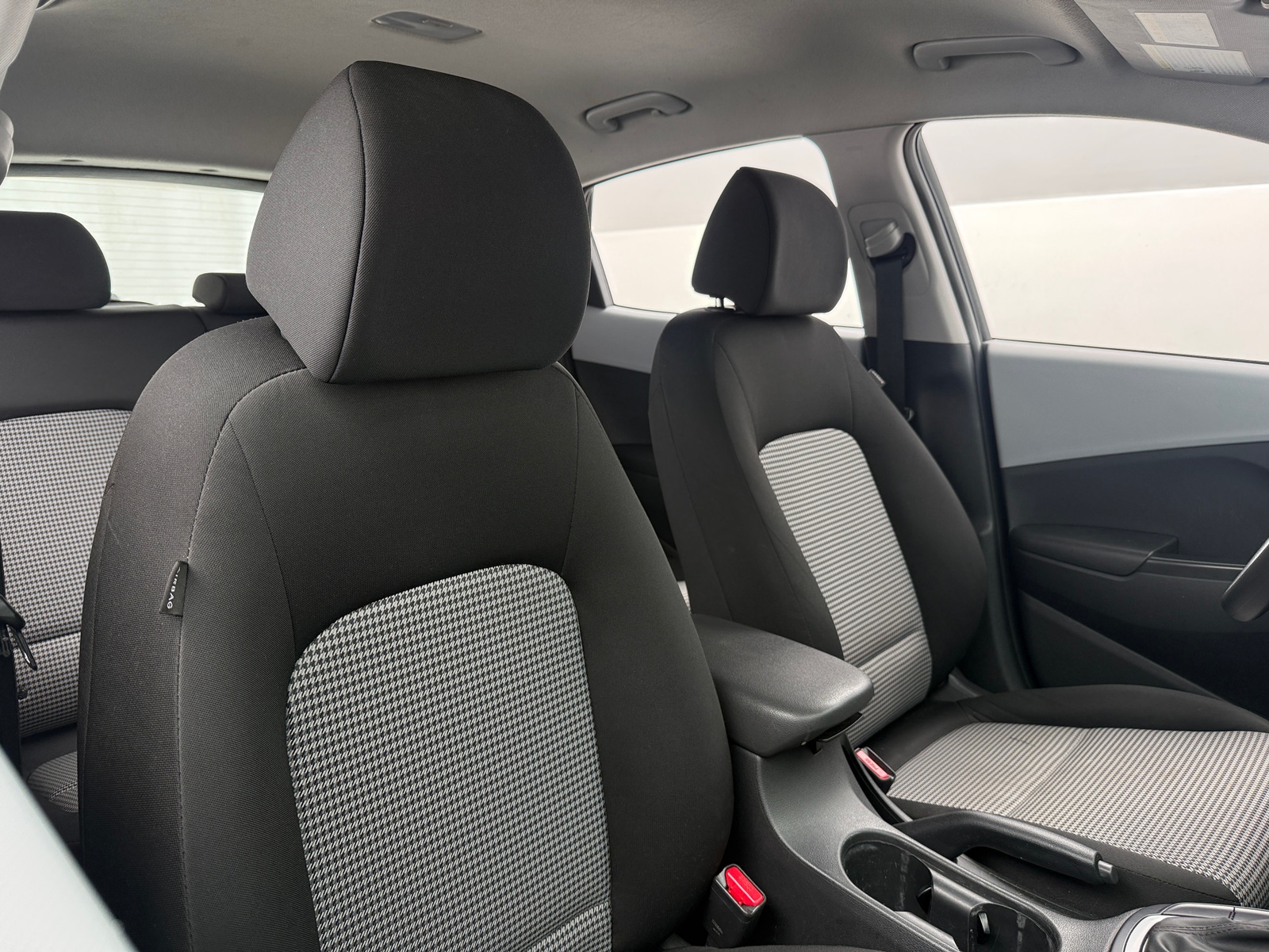 Thumbnail: 2020 Hyundai Kona - 2