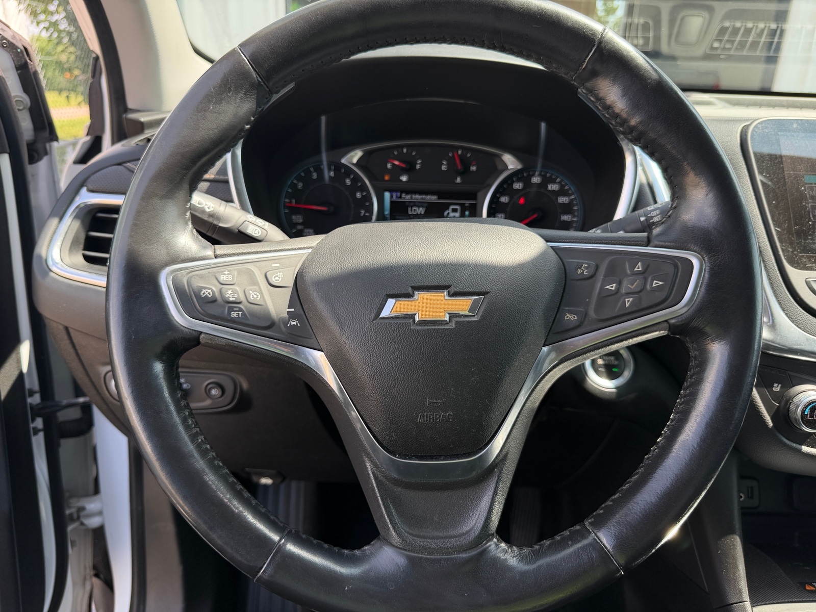 Thumbnail: 2018 Chevrolet Equinox - 4