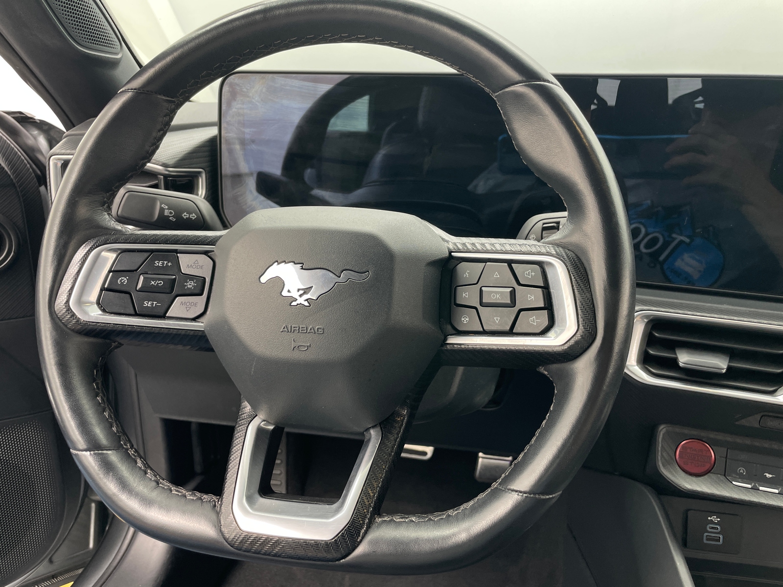 Thumbnail: 2025 Ford Mustang - 4