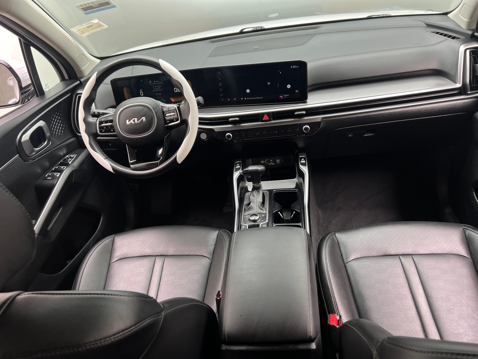 Thumbnail: 2024 Kia Sorento - 2