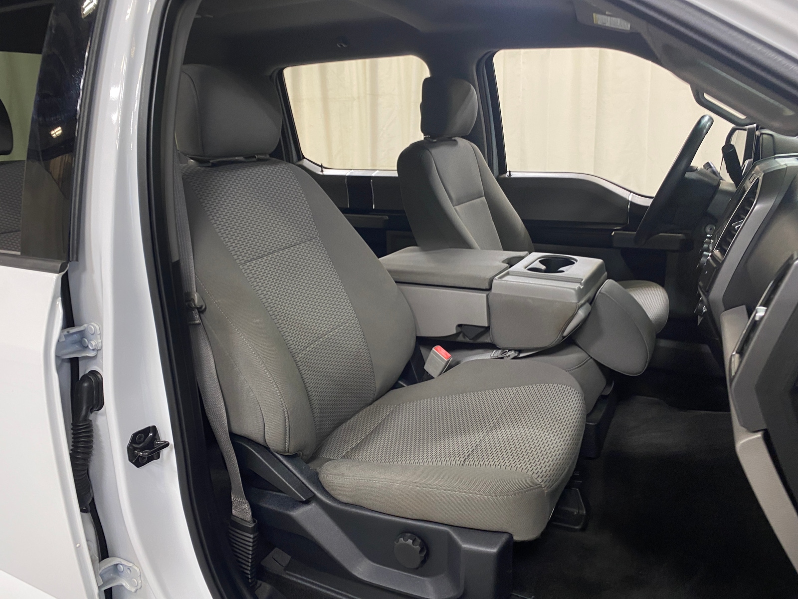 Thumbnail: 2018 Ford Econoline - 2