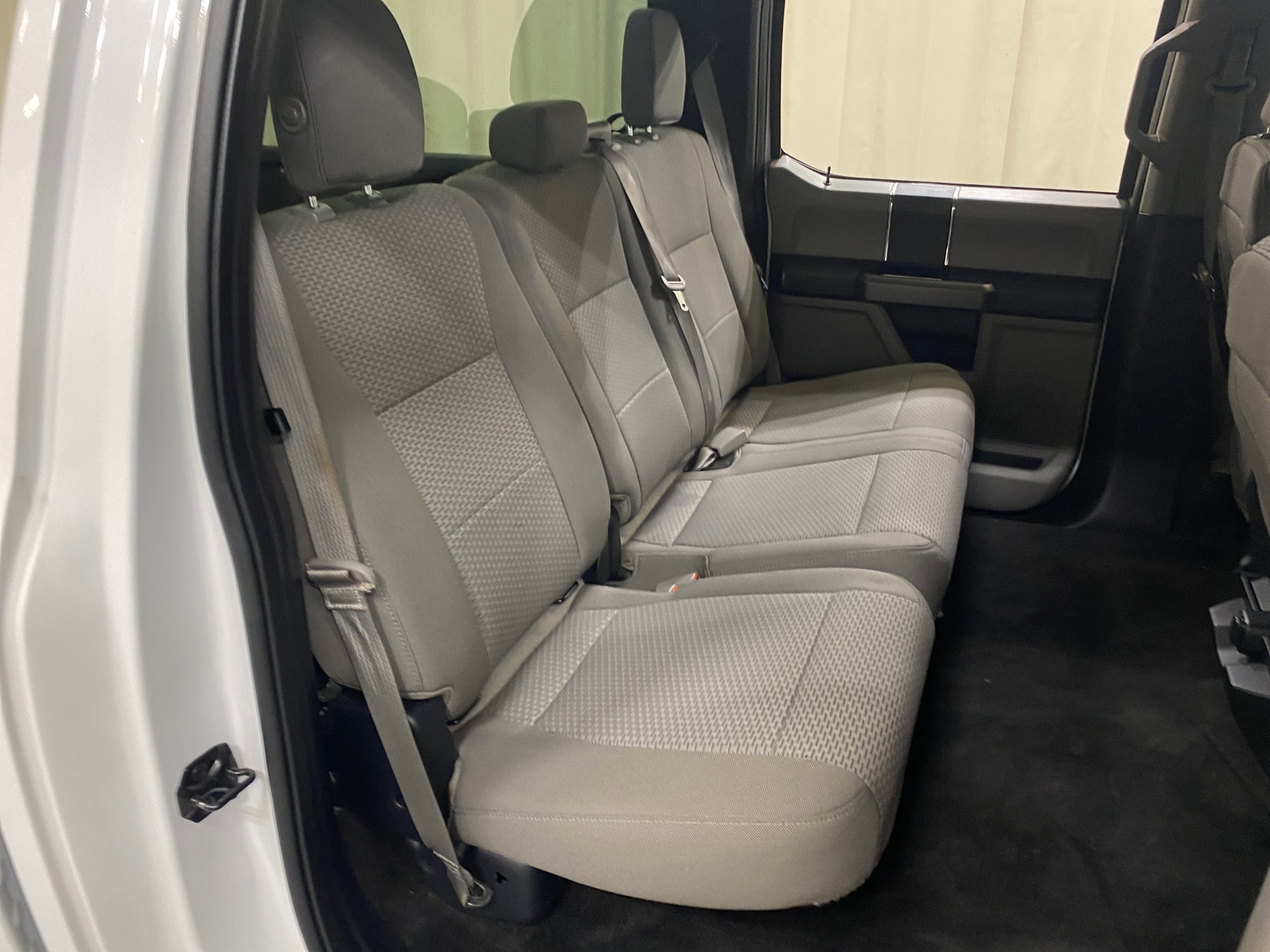 Thumbnail: 2018 Ford Econoline - 6
