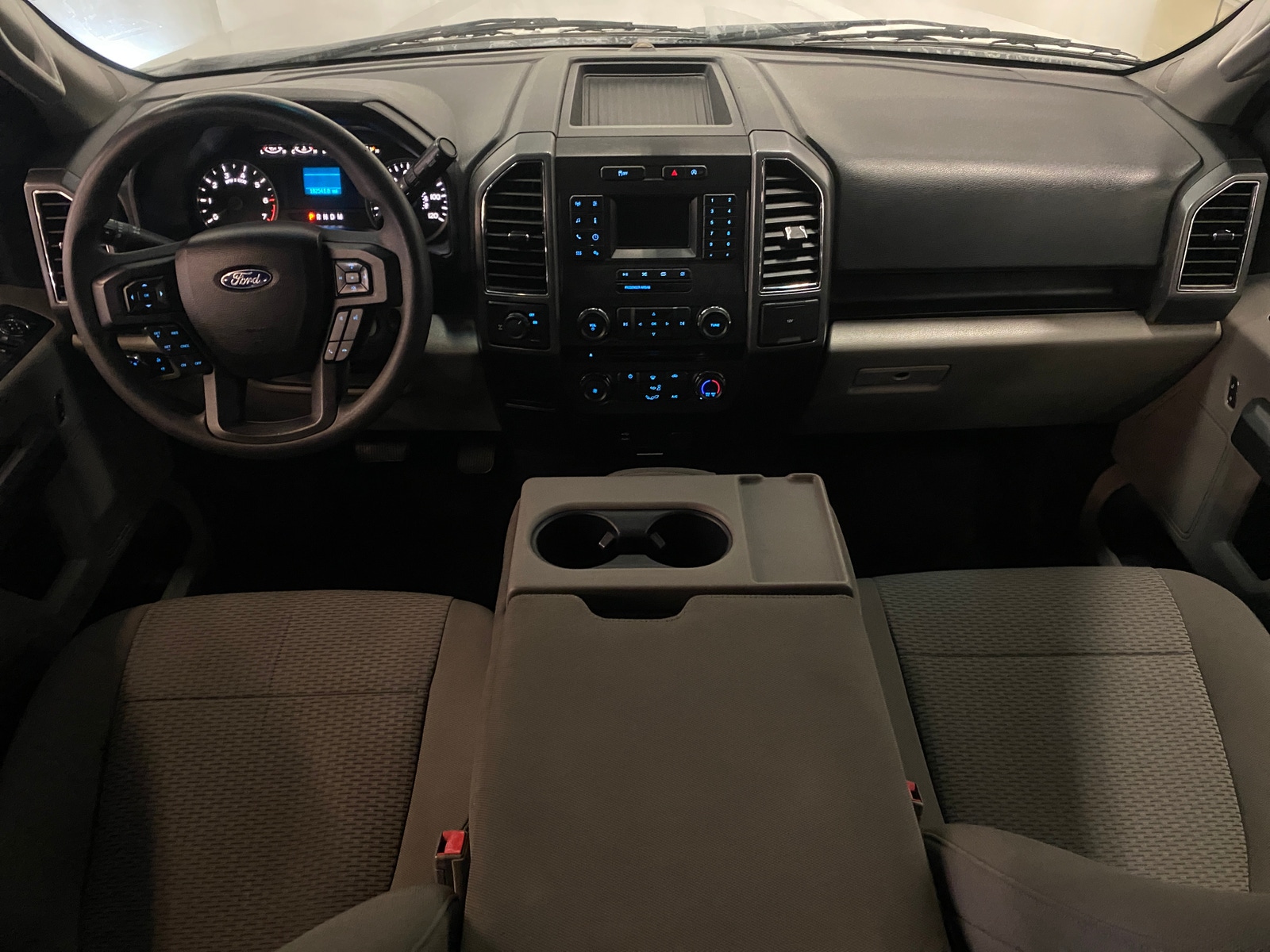 Thumbnail: 2018 Ford Econoline - 3