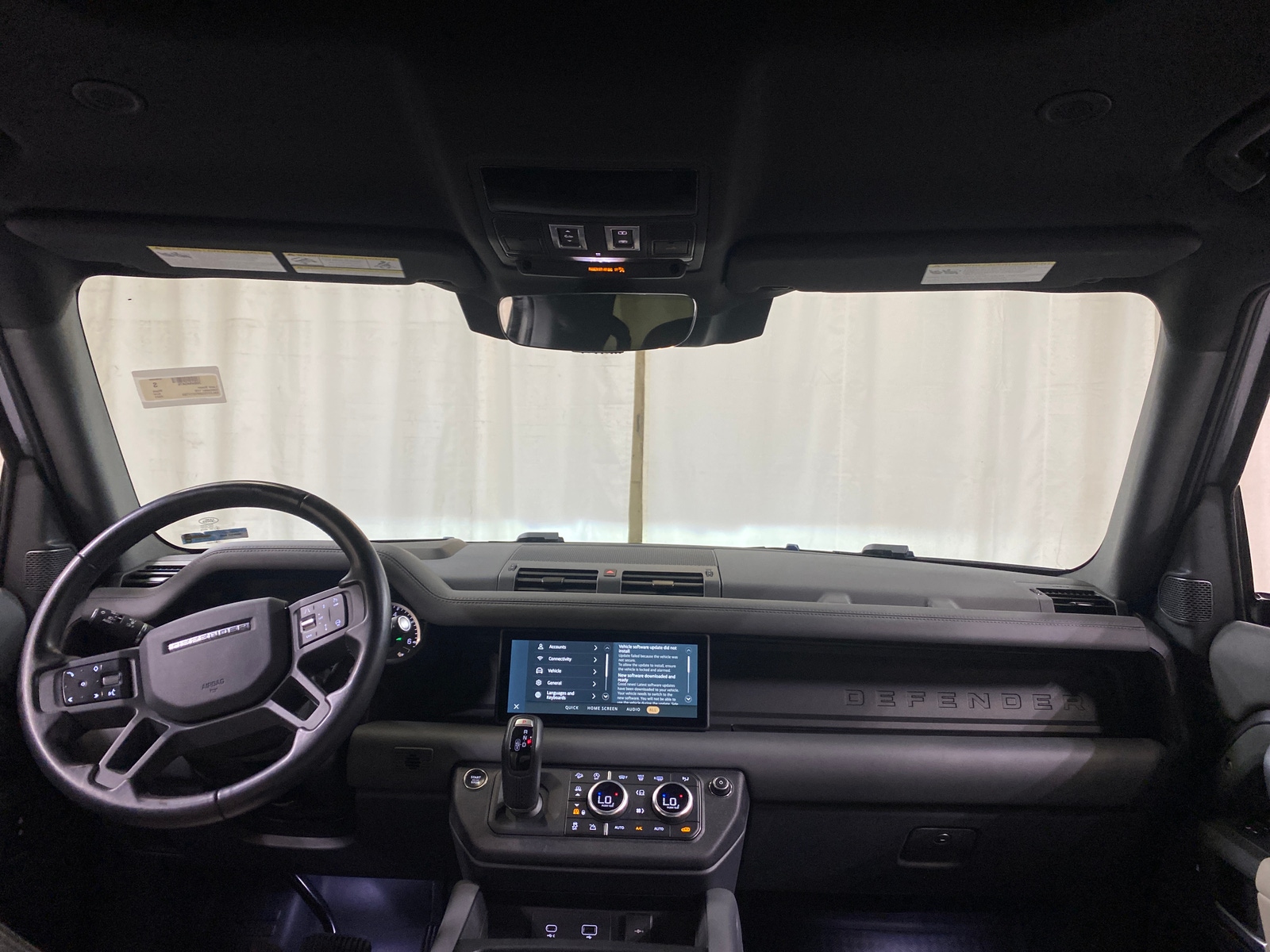 Thumbnail: 2023 Land Rover Defender - 2